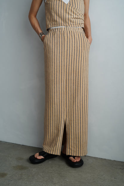 THE PILE SKIRT / BEIGE
