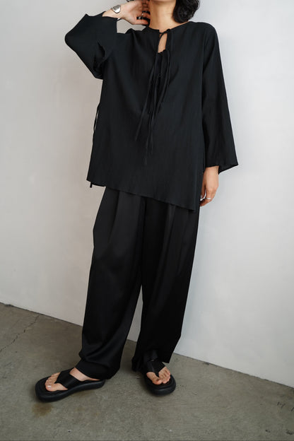 Ripple Cape Top / BLACK