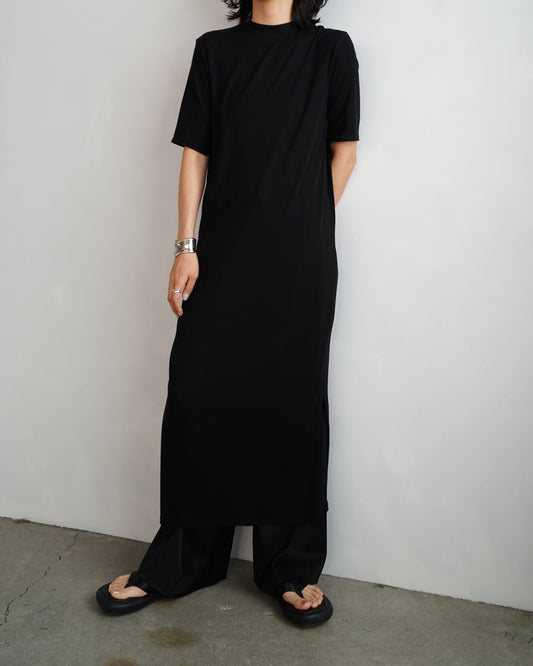 Smooth Sheer Onepiece / BLACK
