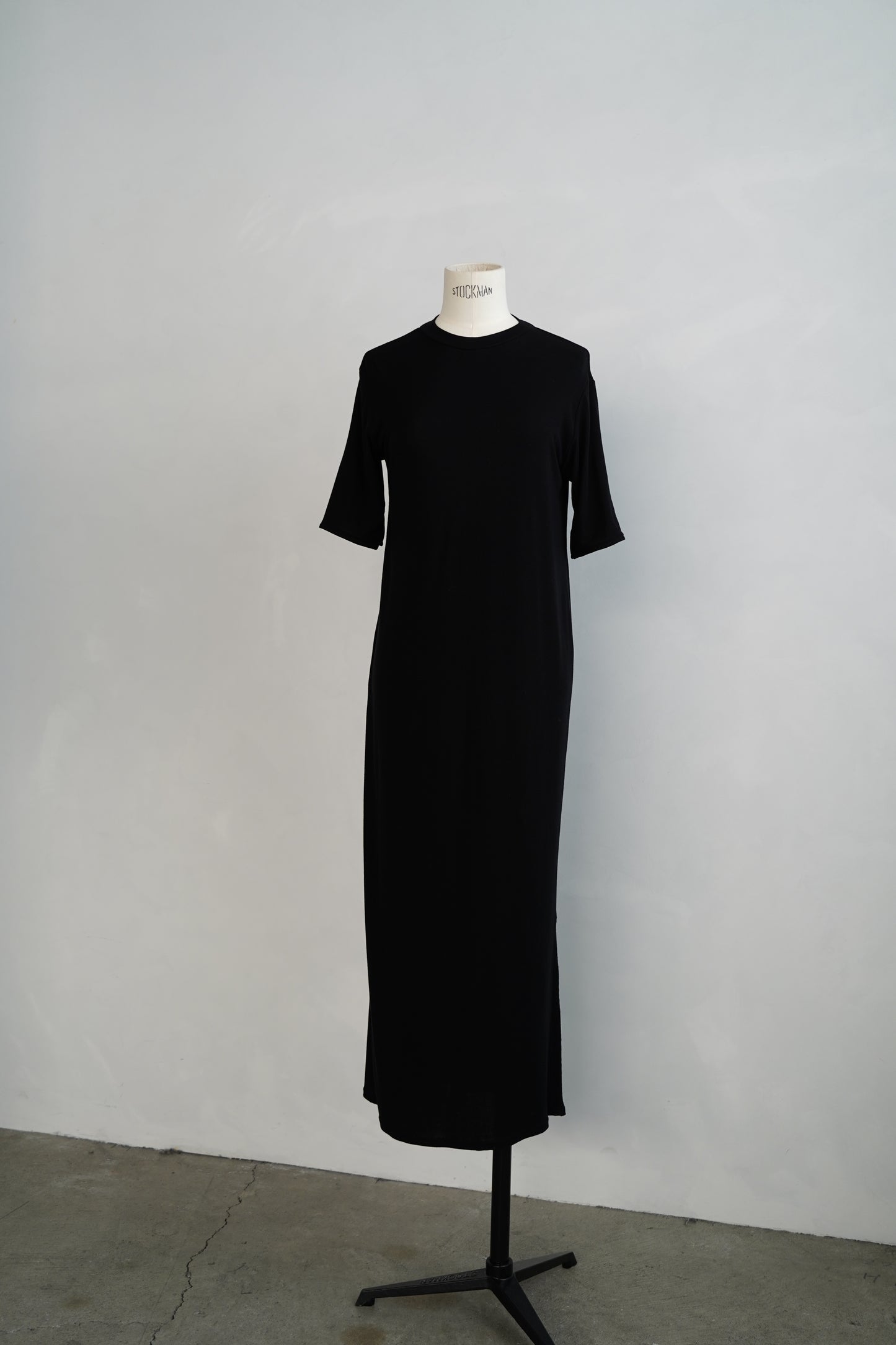 Smooth Sheer Onepiece / BLACK