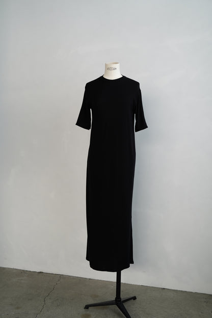 Smooth Sheer Onepiece / BLACK