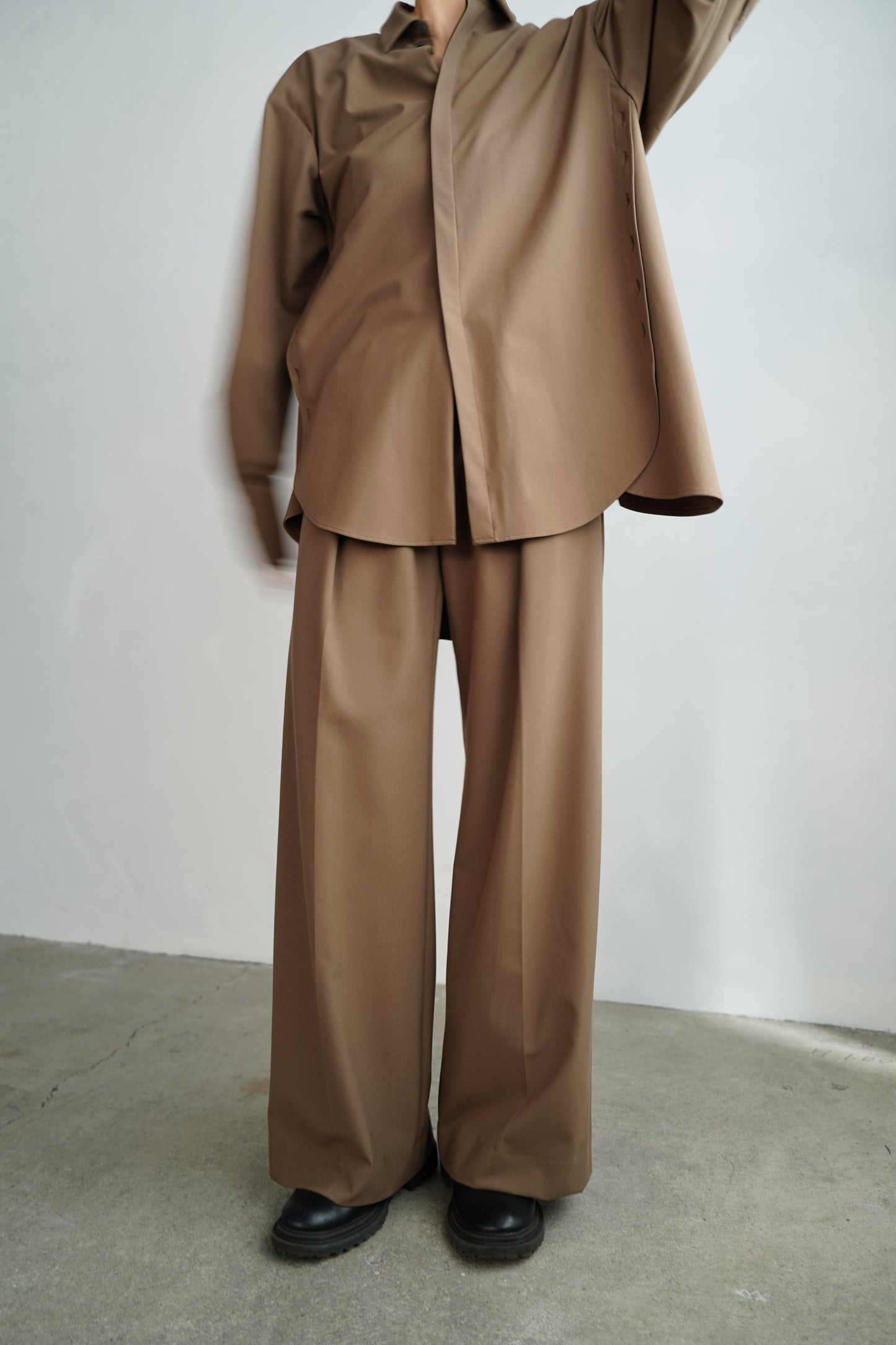 Wide Straight Pants / BROWN -10月17日発送-