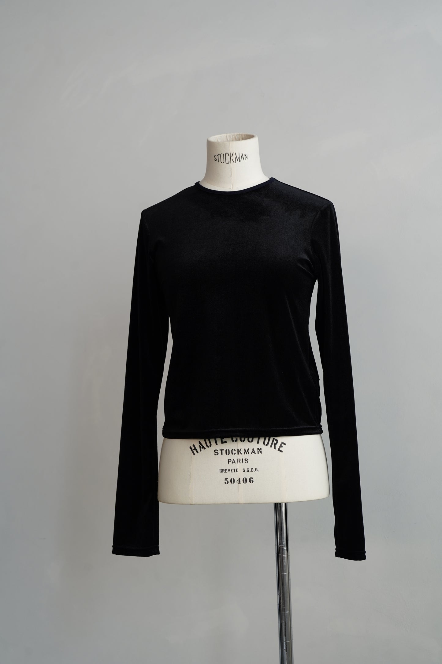 Velour Pullover / BLACK
