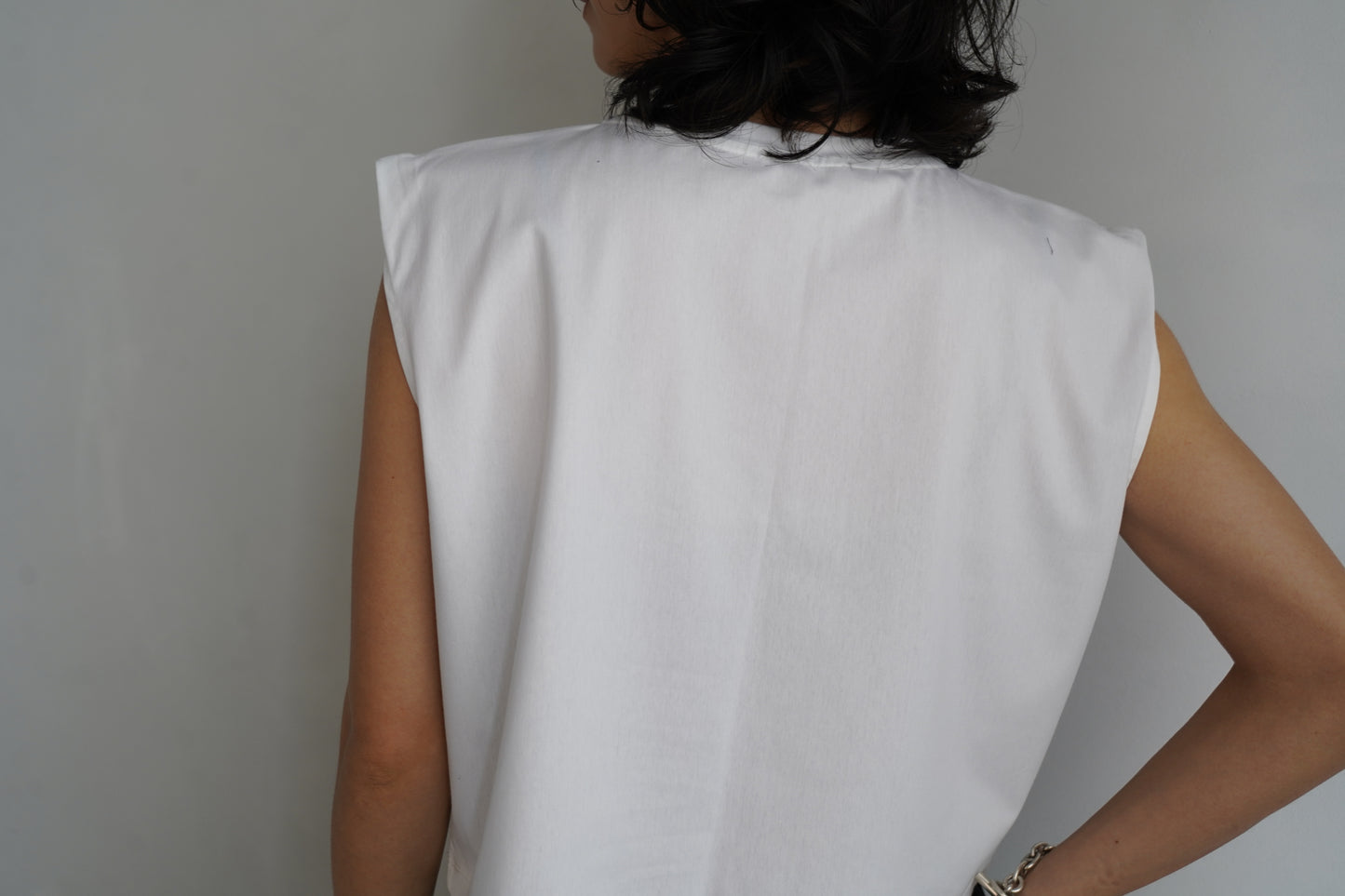 Nosleeve Short Top / WHITE -6月25-30日発送-