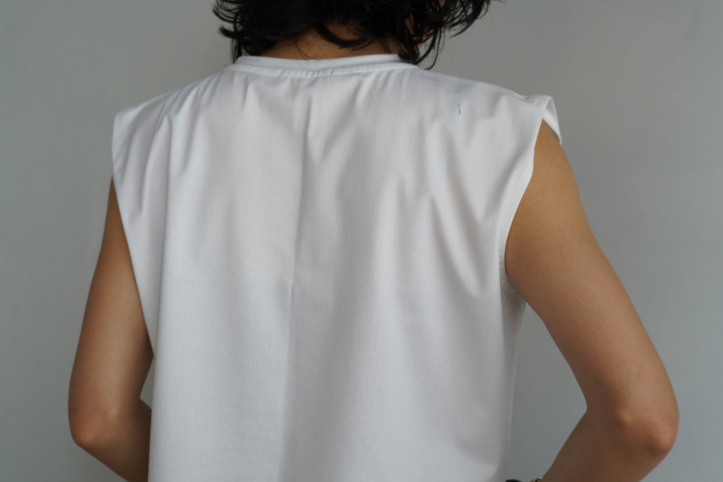 Nosleeve Short Top / WHITE -6月25-30日発送-