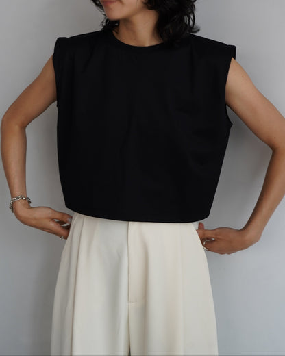 Nosleeve Short Top / BLACK -6月25-30日発送-