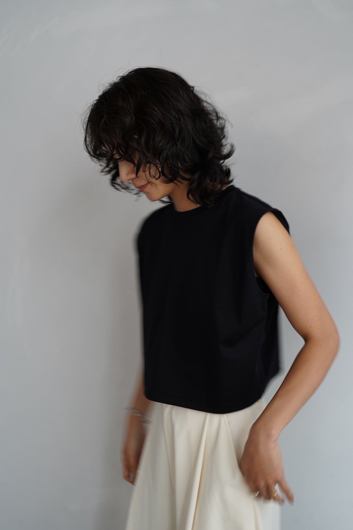 Nosleeve Short Top / BLACK -6月25-30日発送-