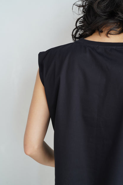 Nosleeve Short Top / BLACK -6月25-30日発送-