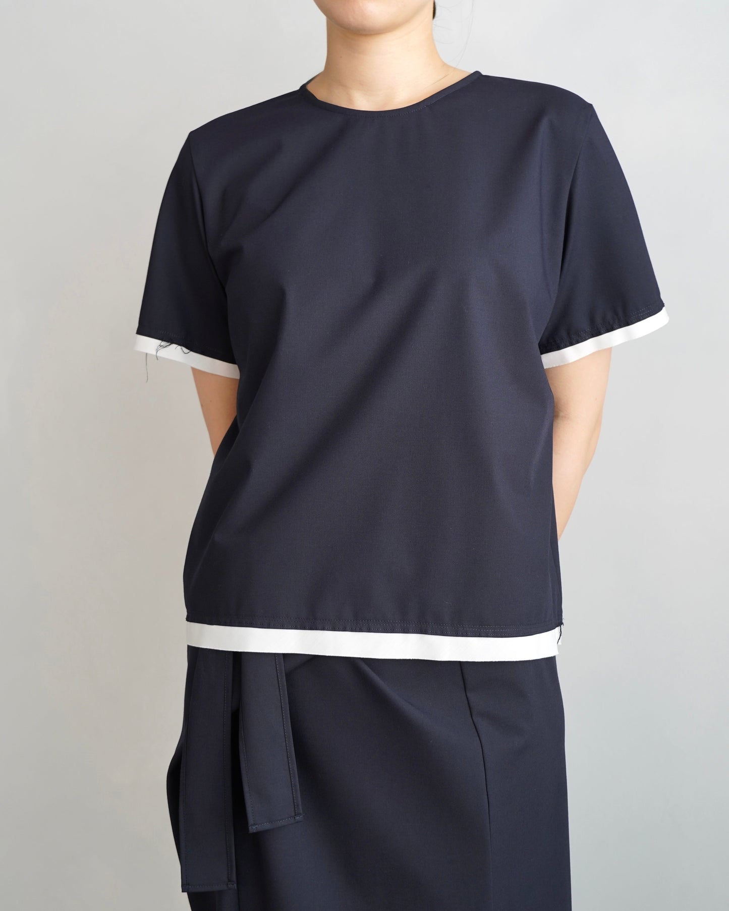 Essential Half Top / NAVY -7月10-15日発送-