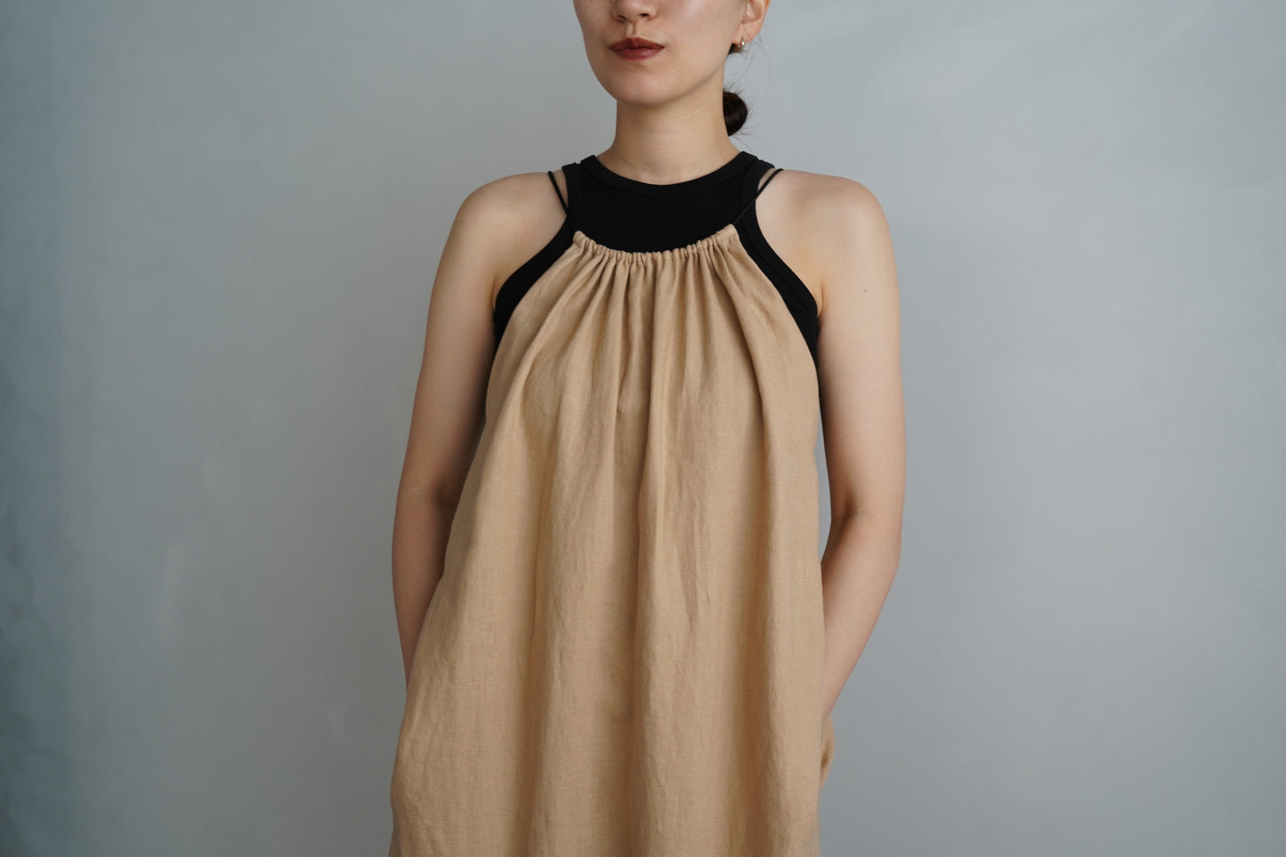Linen Halter Dress / BEIGE -7月10日発送-