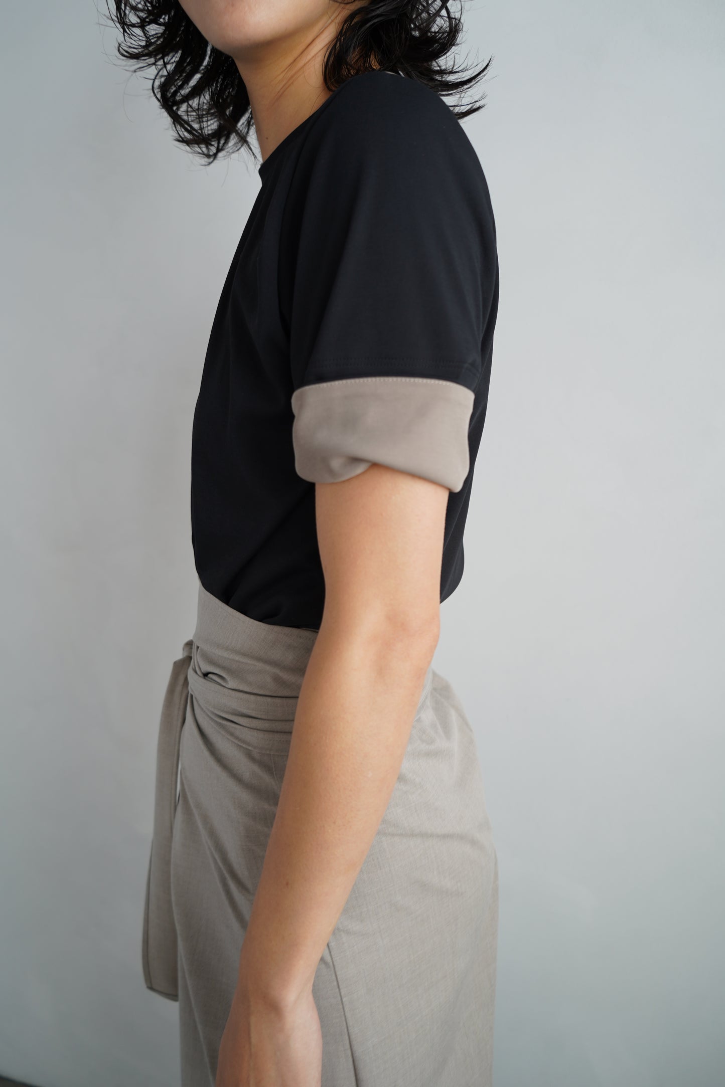Smooth Tee / BLACK×BEIGE