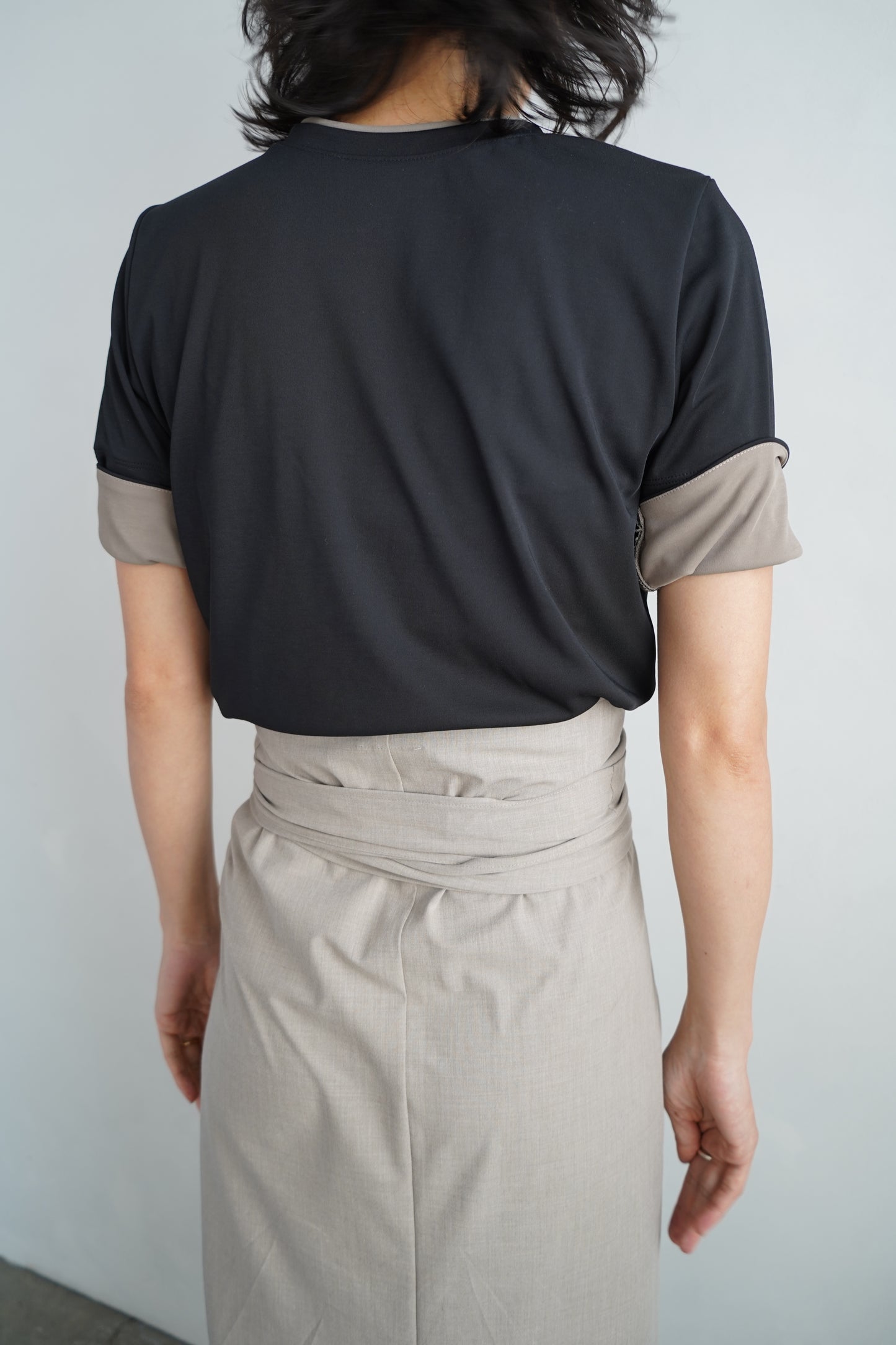 Smooth Tee / BLACK×BEIGE