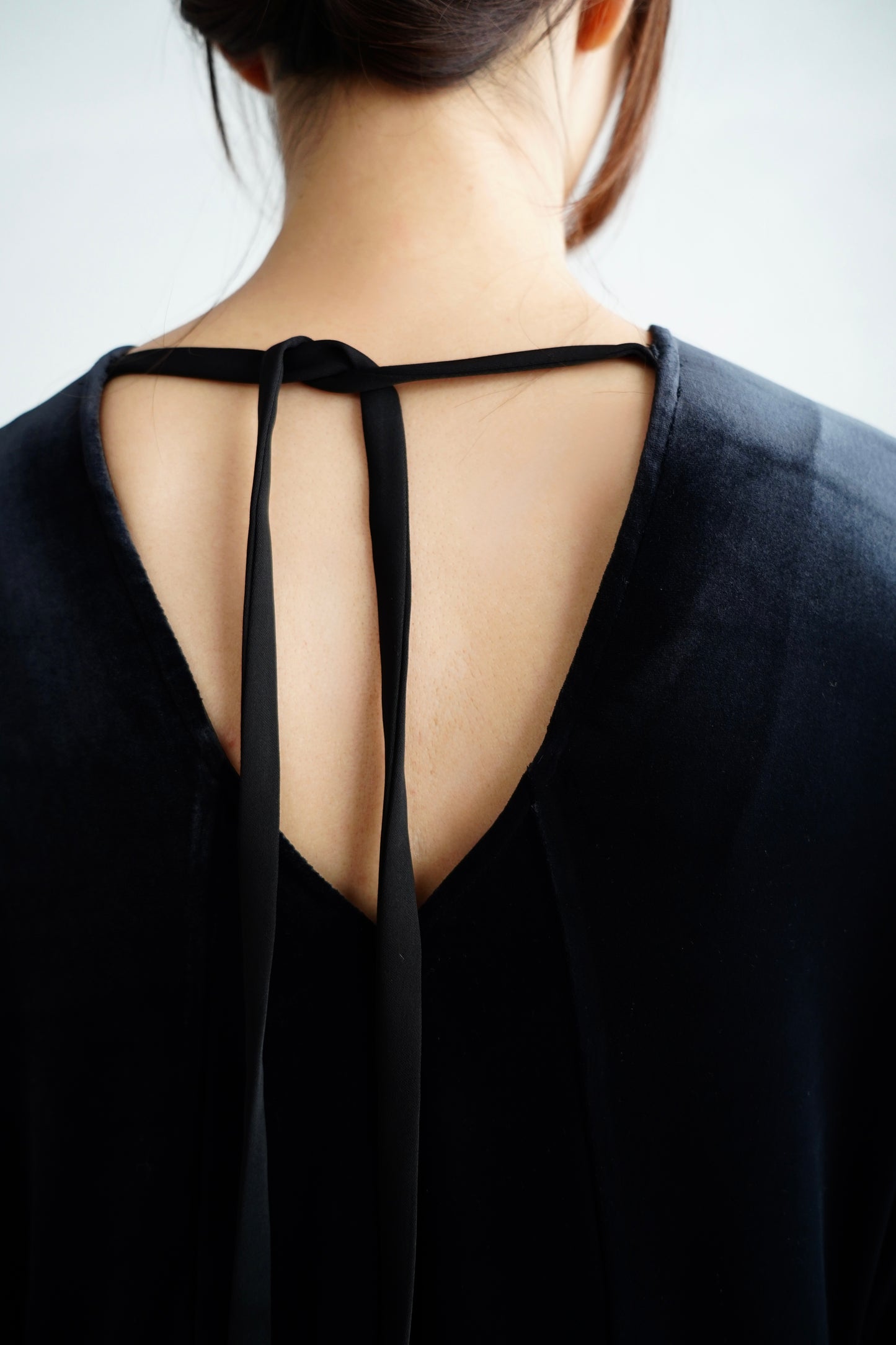 Velour Backopen Dress / BLACK -12月15日発送-