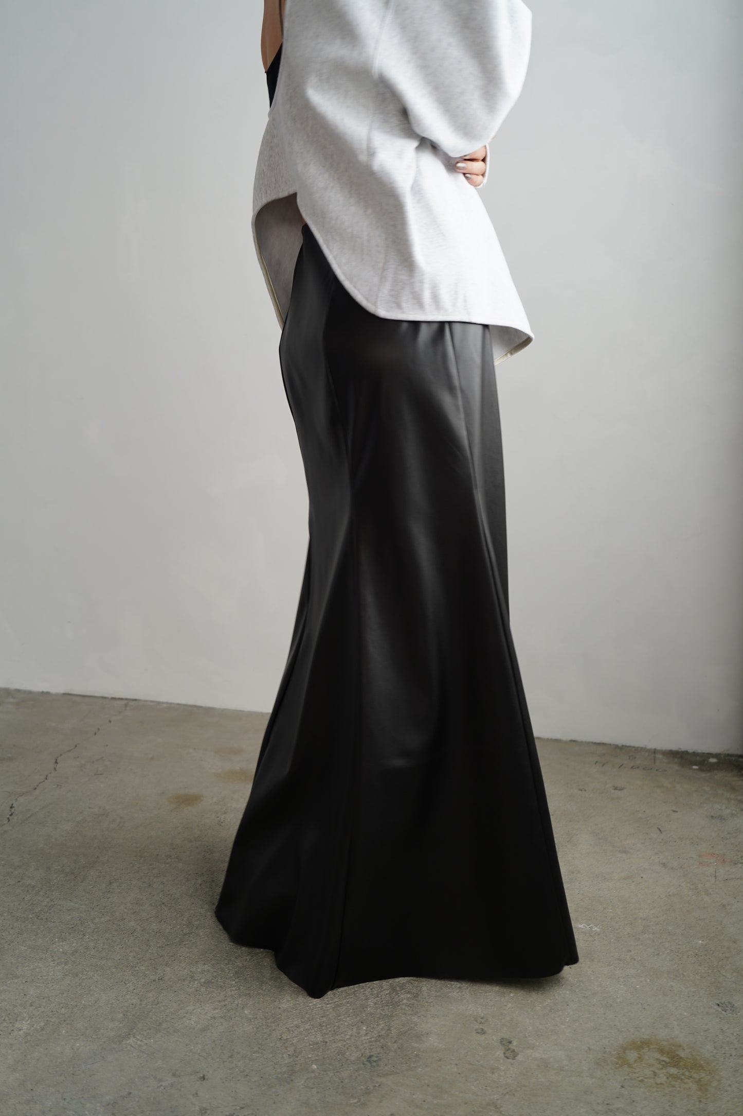 Artileather Draping Skirt / BLACK -12月5日発送-