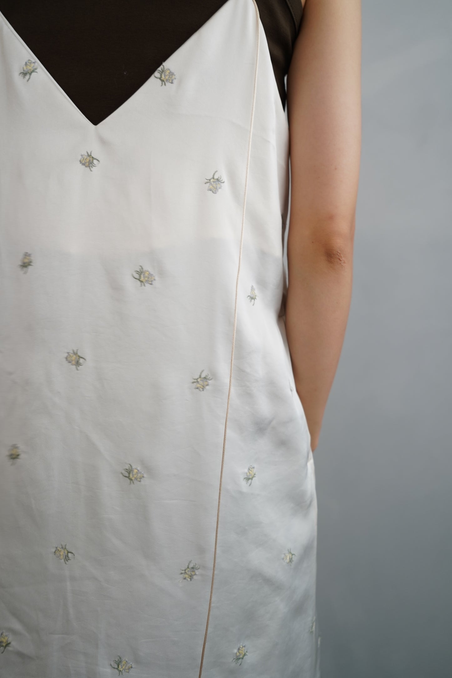 Stitch Flower Cami Dress / OFFWHITE -8月3-7日発送-