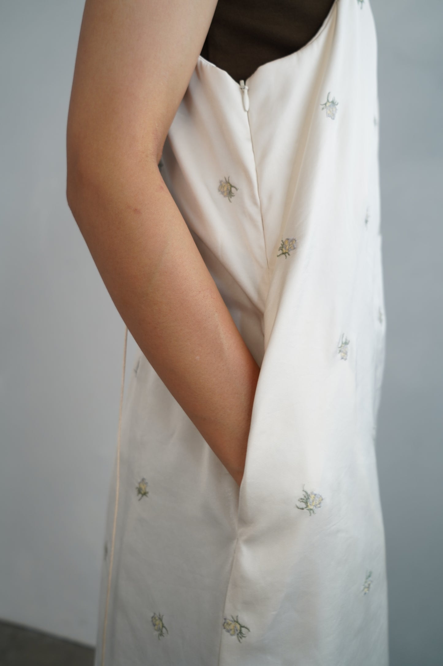 Stitch Flower Cami Dress / OFFWHITE -8月3-7日発送-