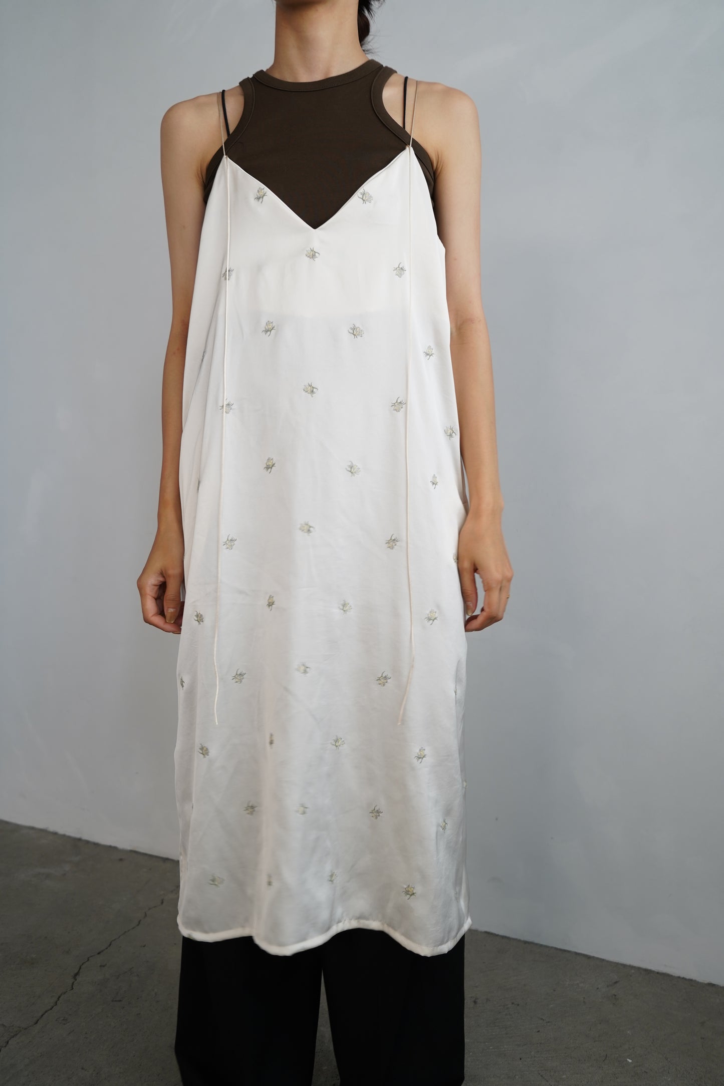 Stitch Flower Cami Dress / OFFWHITE -8月3-7日発送-