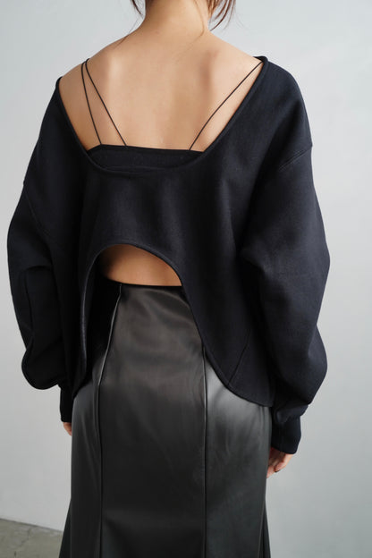 Round Sweat Pullover / BLACK -12月5日発送-