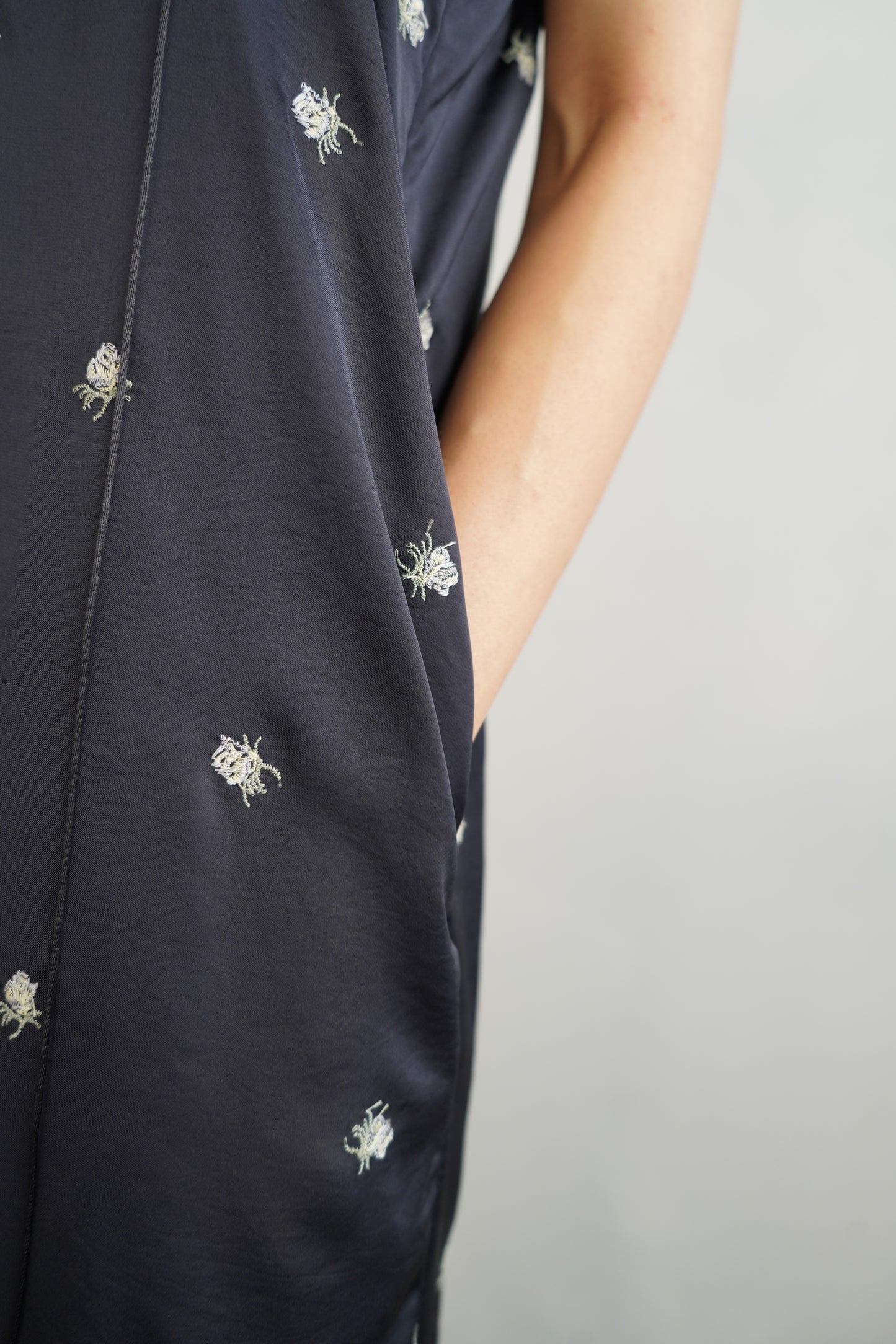 Stitch Flower Cami Dress / NAVY -8月3-7日発送-