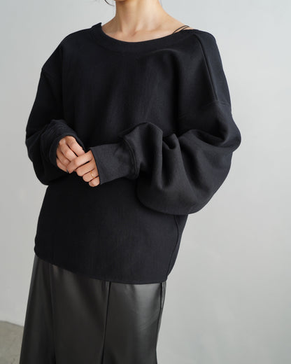 Round Sweat Pullover / BLACK -12月5日発送-