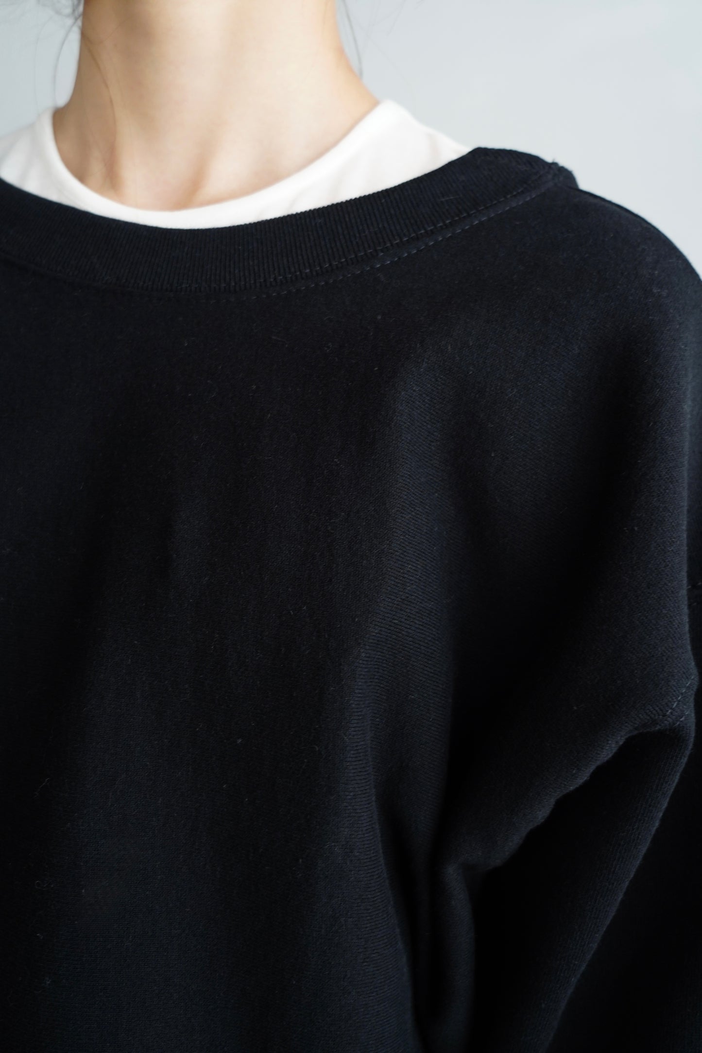 Round Sweat Pullover / BLACK -12月5日発送-