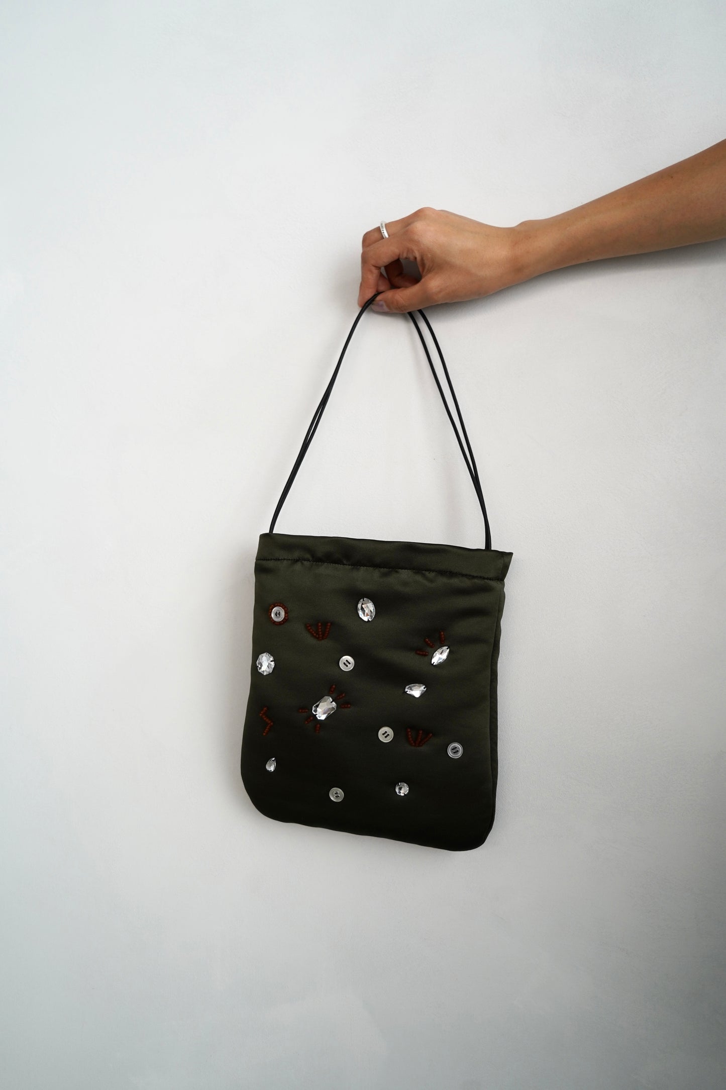 Adorn Satin Bag / KHAKI -8月25日発送-