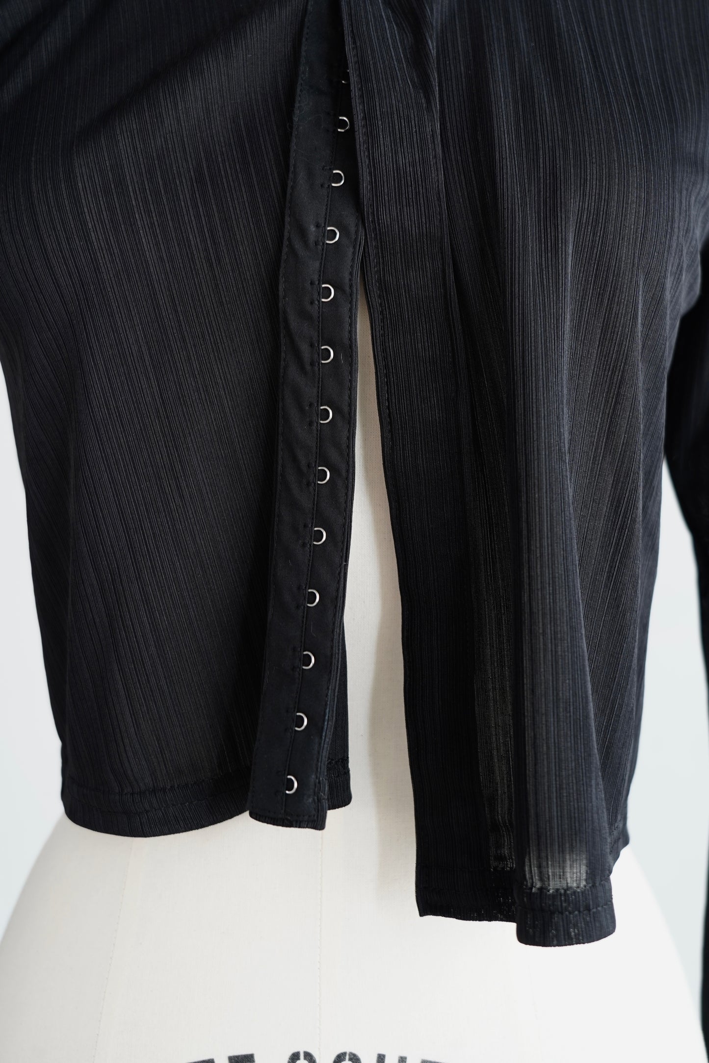 Middle Cardigan / BLACK -9月25日発送-