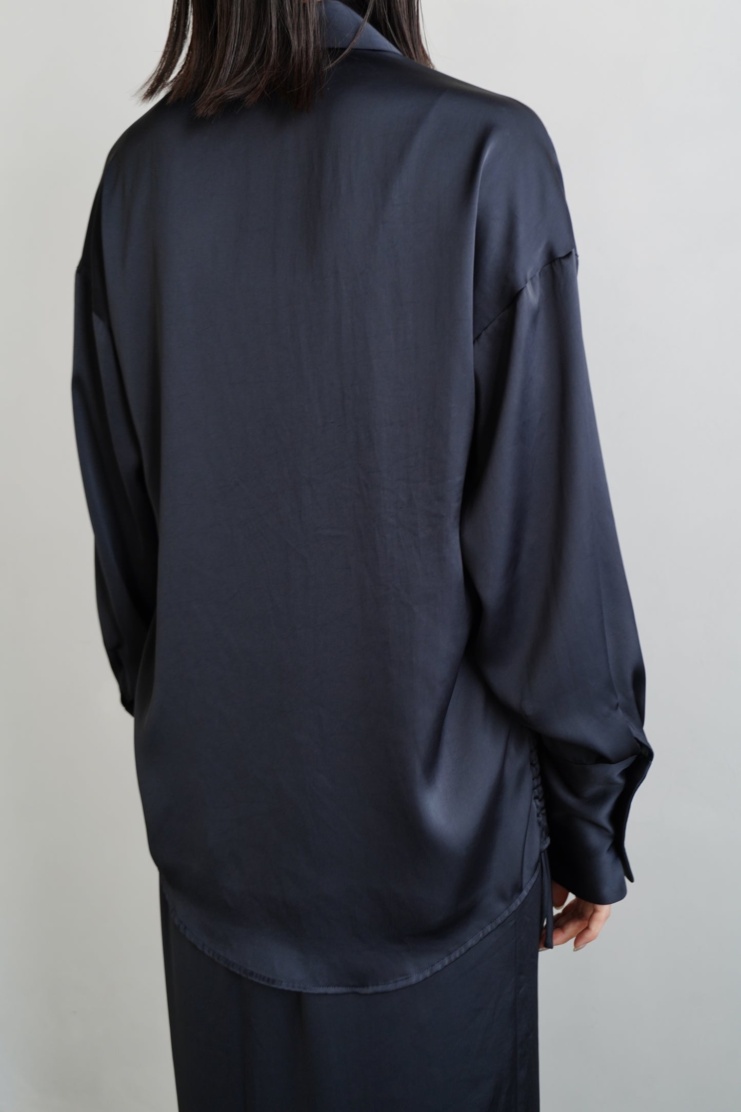 Open Collar Satin Shirts / NAVY -5月23-28日発送-