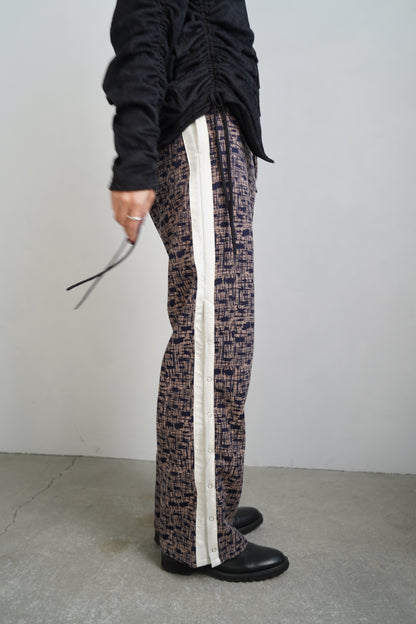 Line Pants / BROWN -12月13日発送-