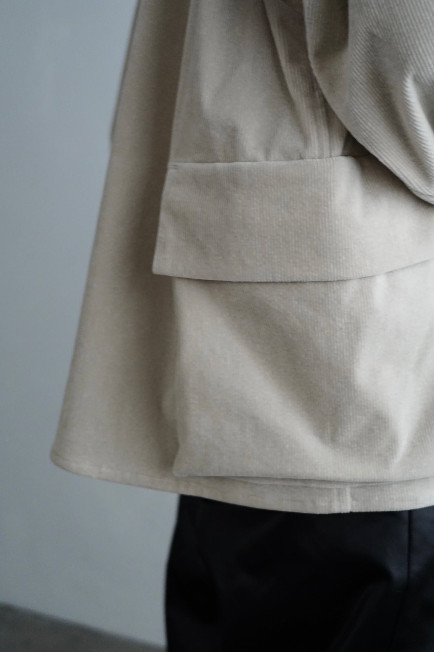 Corduroy Shirt Jacket / OFFWHITE