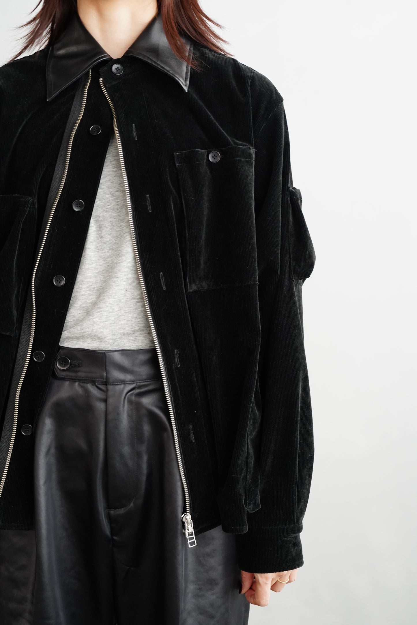 Corduroy Shirt Jacket / BLACK