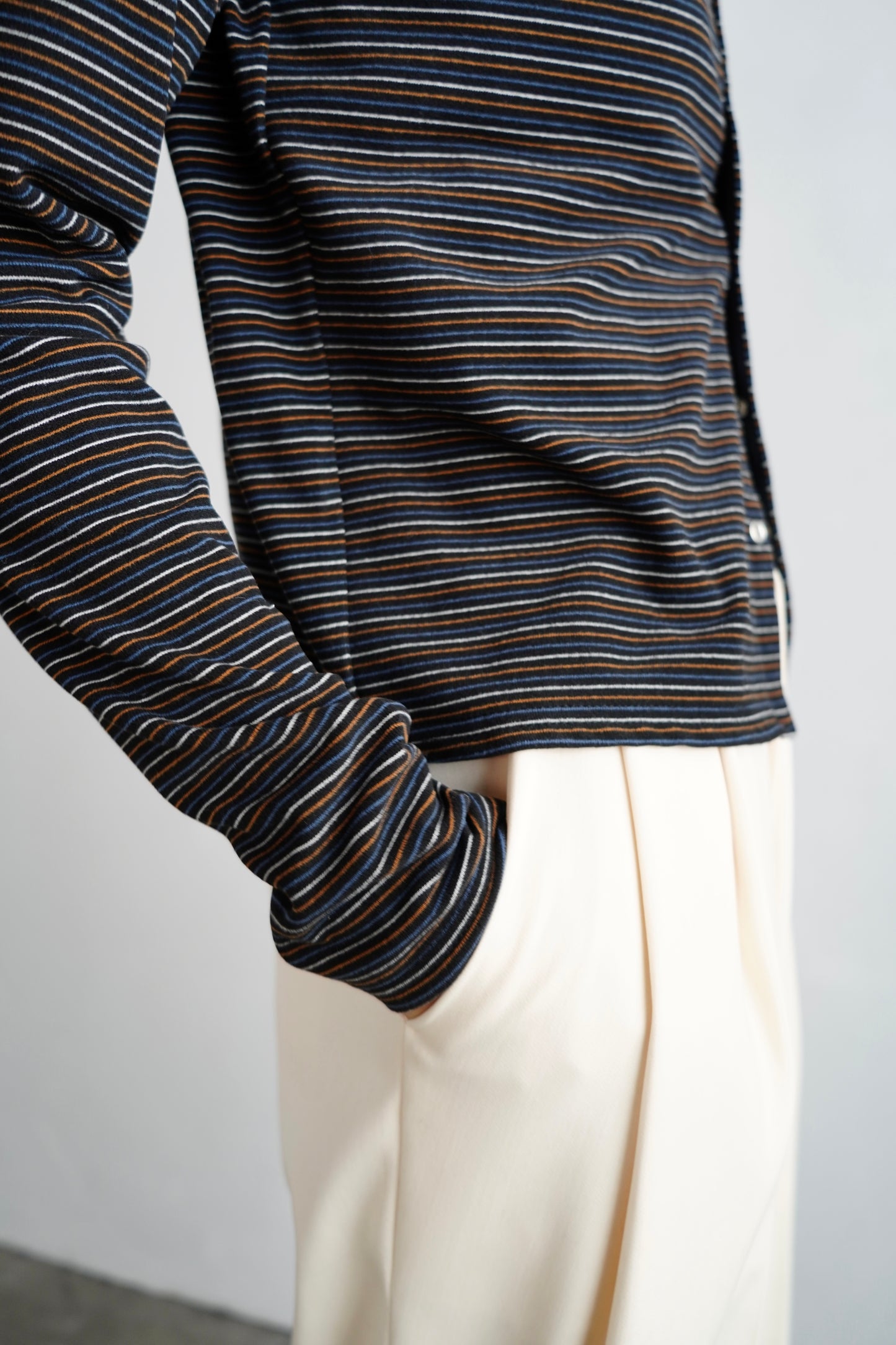 Plush Multi Border Cardigan / BLACK -10月5-10日発送-