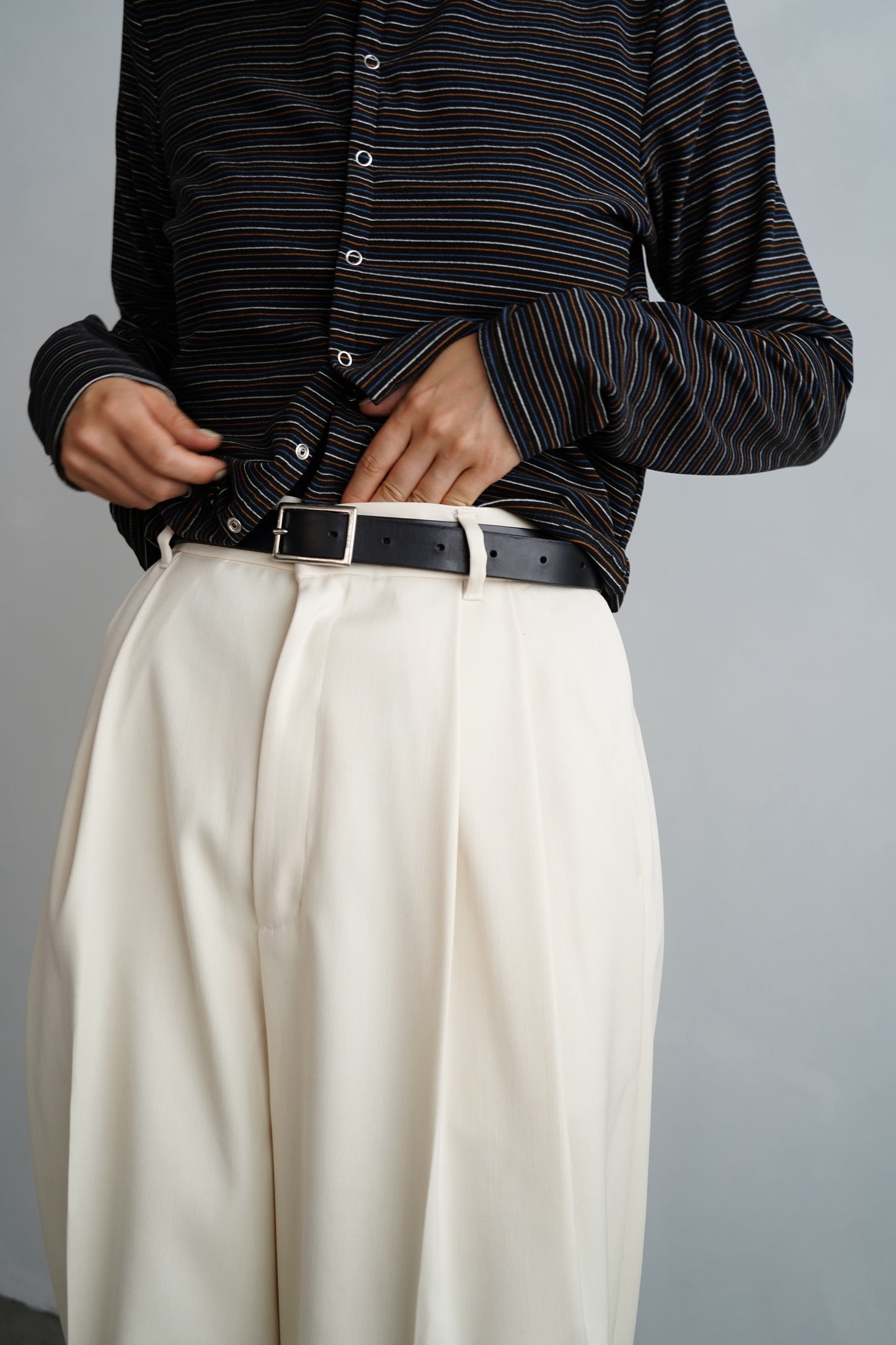 Wool Tuck Pants / OFFWHITE -10月20日発送-