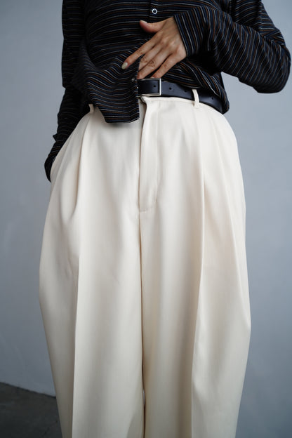 Wool Tuck Pants / OFFWHITE -10月20日発送-