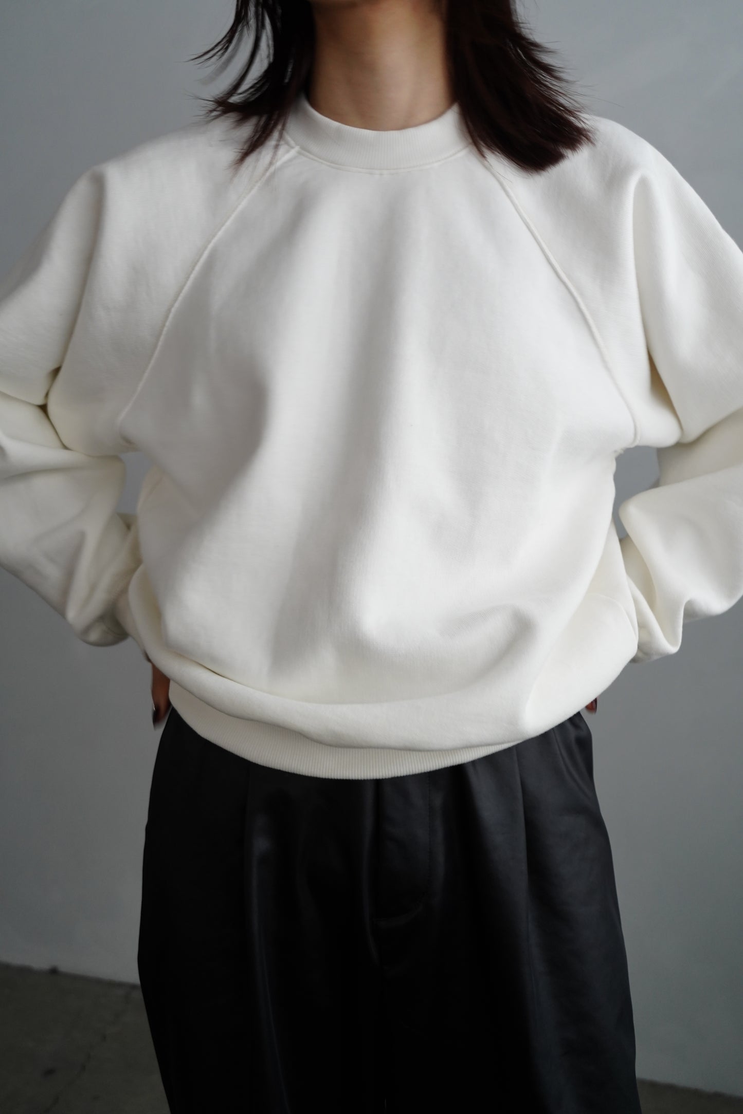 Sweat Shirt / WHITE -1月26-30日発送-