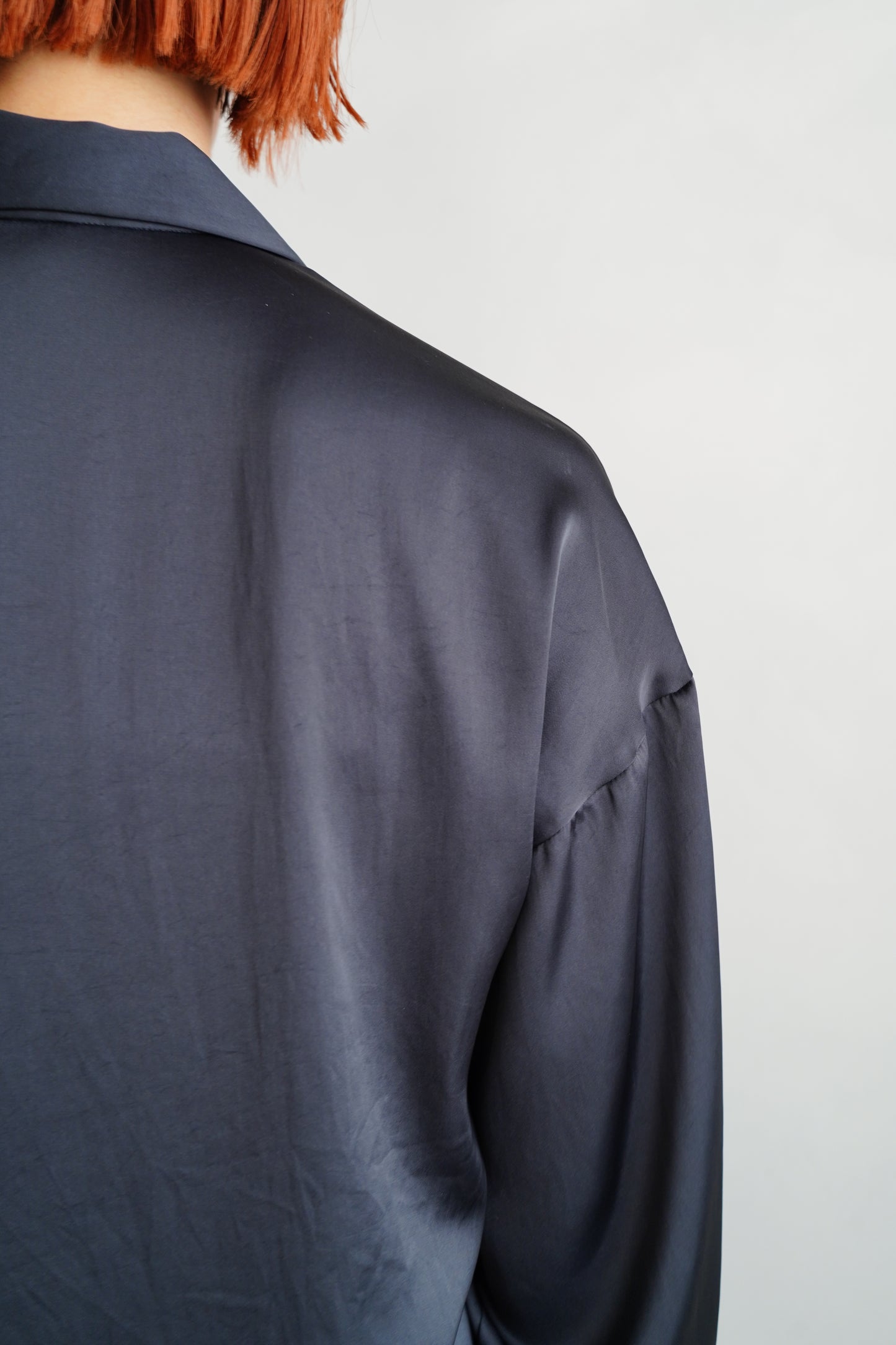 Open Collar Satin Shirts / NAVY -5月23-28日発送-