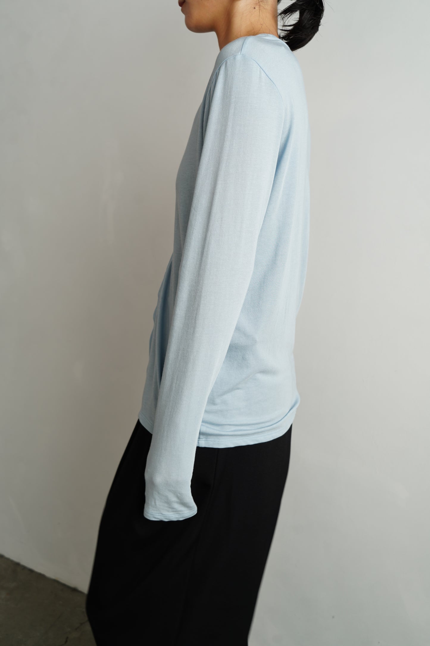 Powdery Cardigan / L.BLUE
