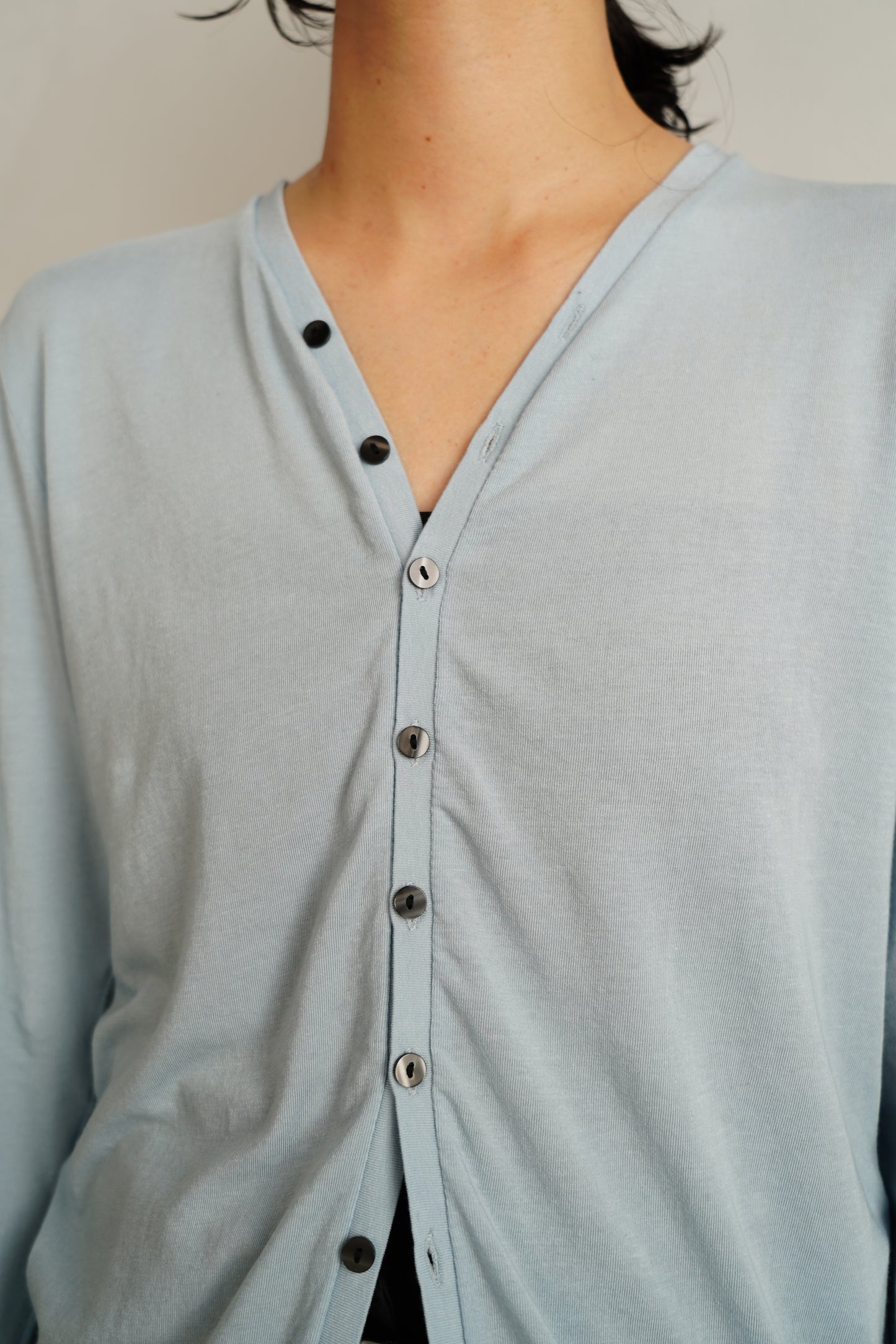 Powdery Cardigan / L.BLUE