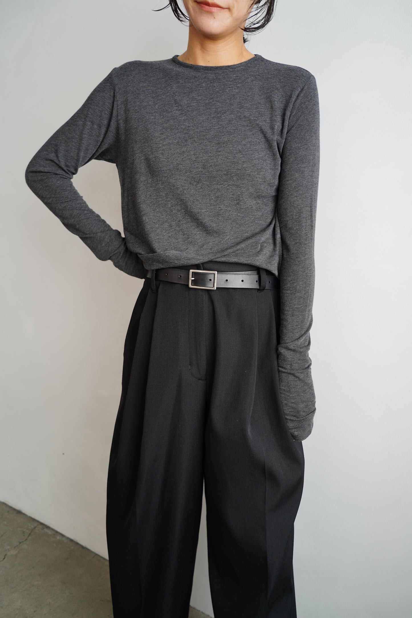 Powdery Pullover / C.GRAY