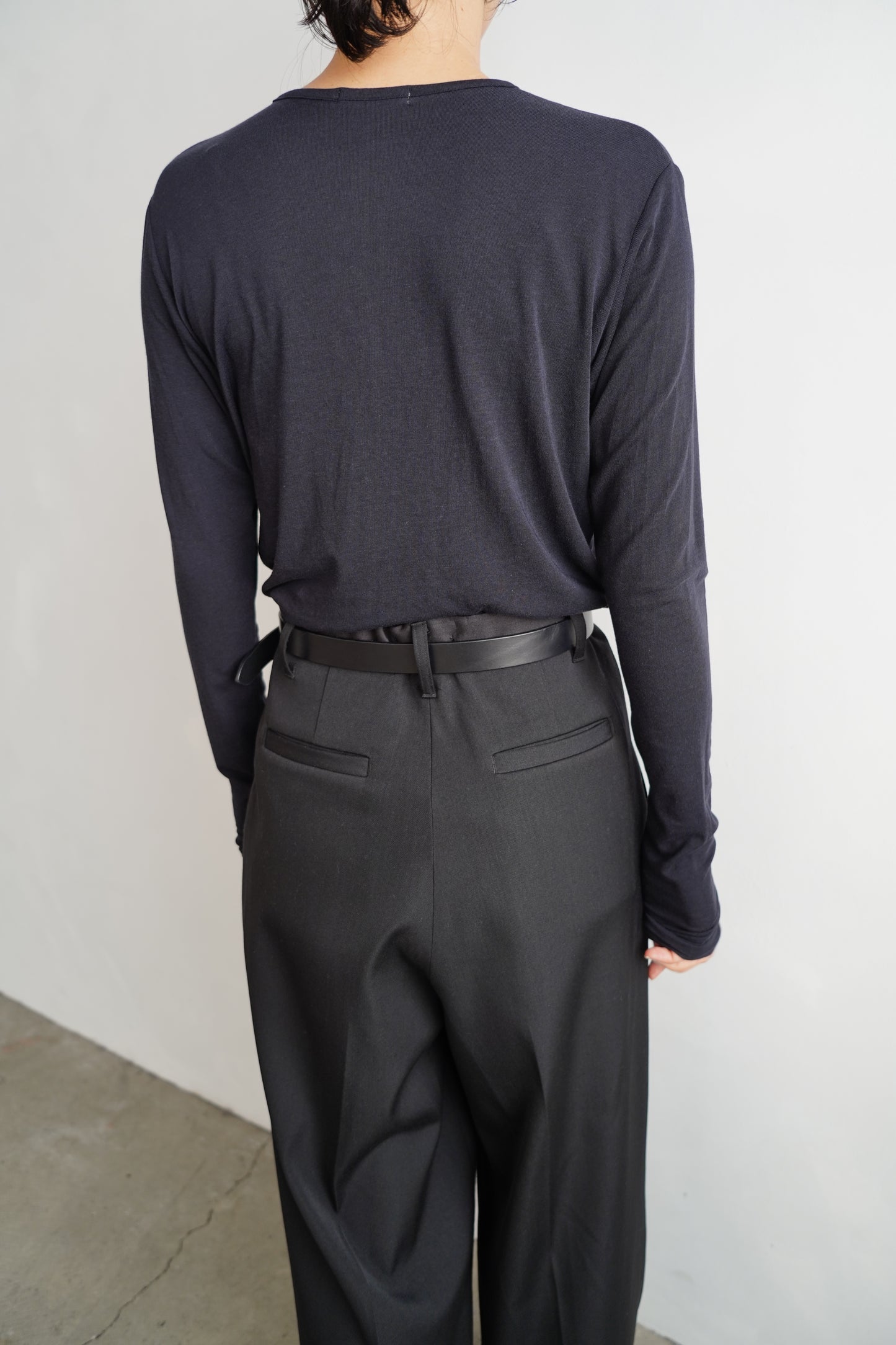 Powdery Pullover / NAVY