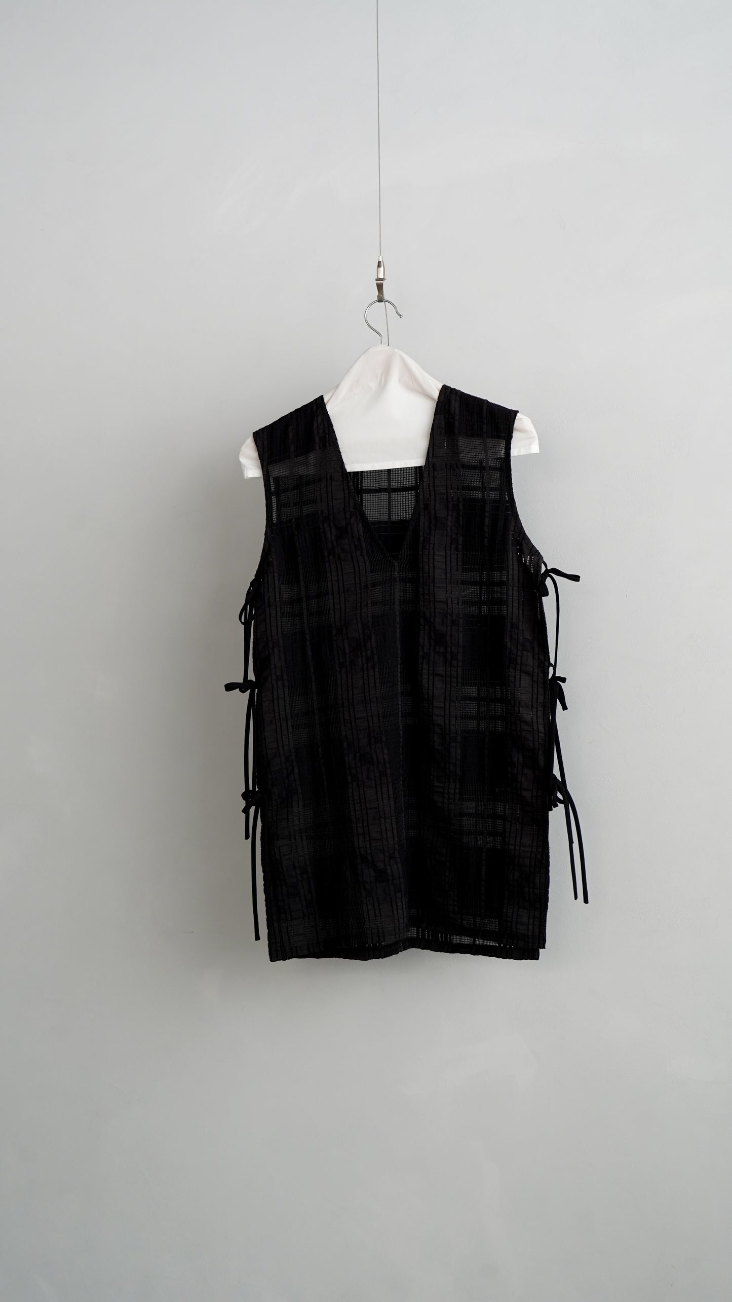 Lace Vest / BLACK -5月23-28日発送-