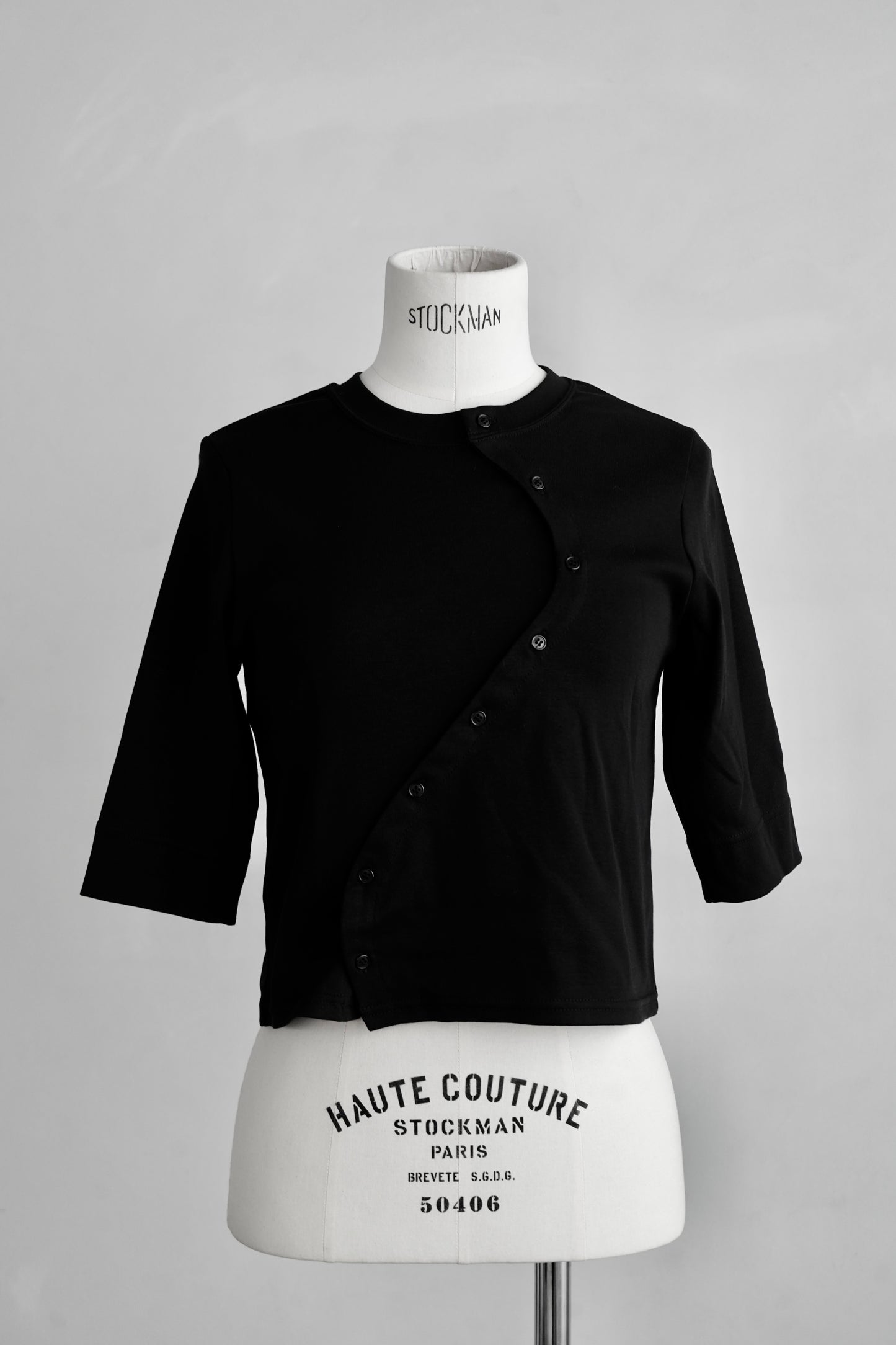 Asymmetric Buttons Cardigan / BLACK