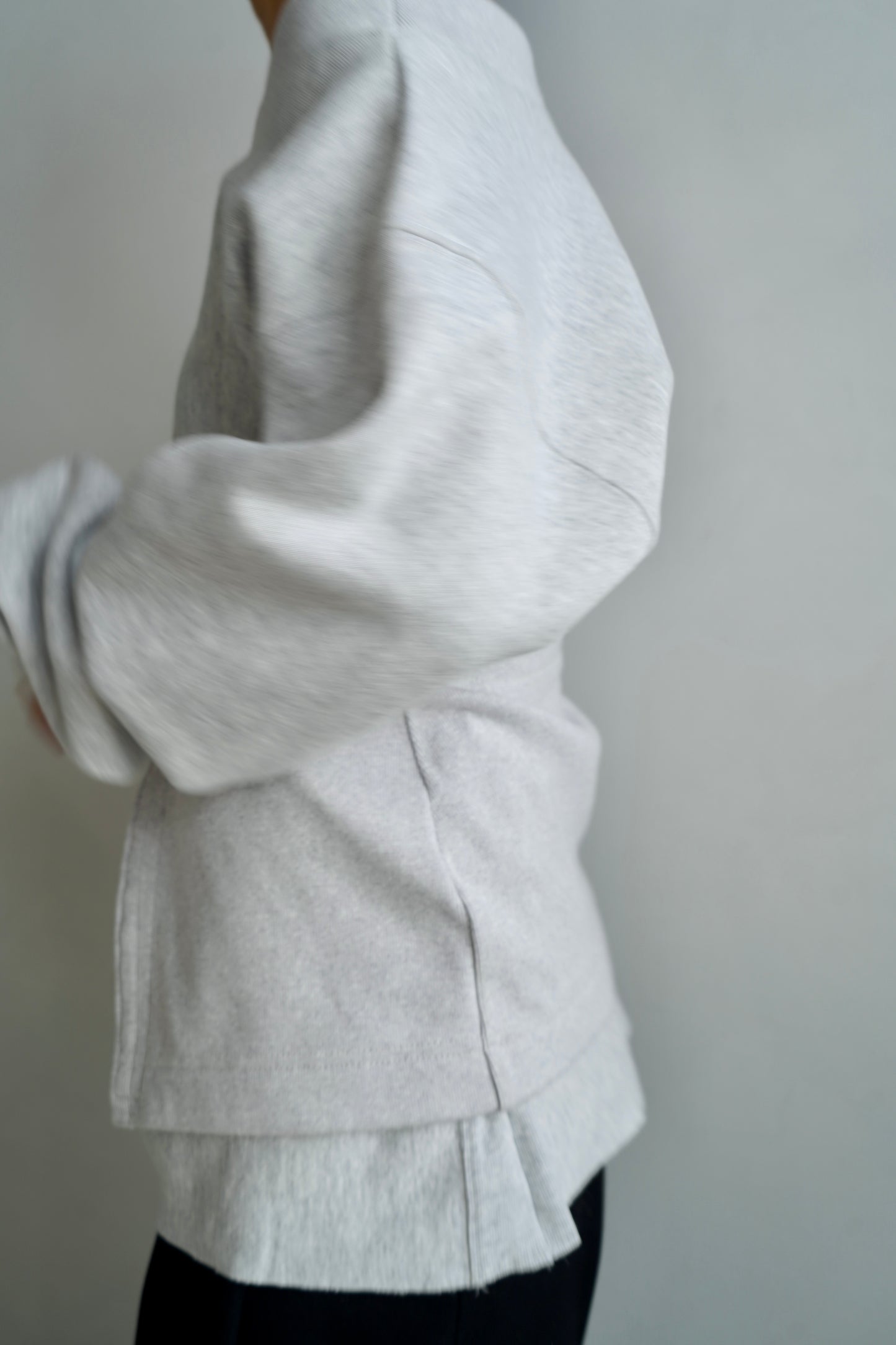 Offshoulder Sweat / GRAY -12月5日発送-