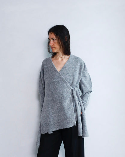 Cachecoeur Knit Cardigan / GRAY