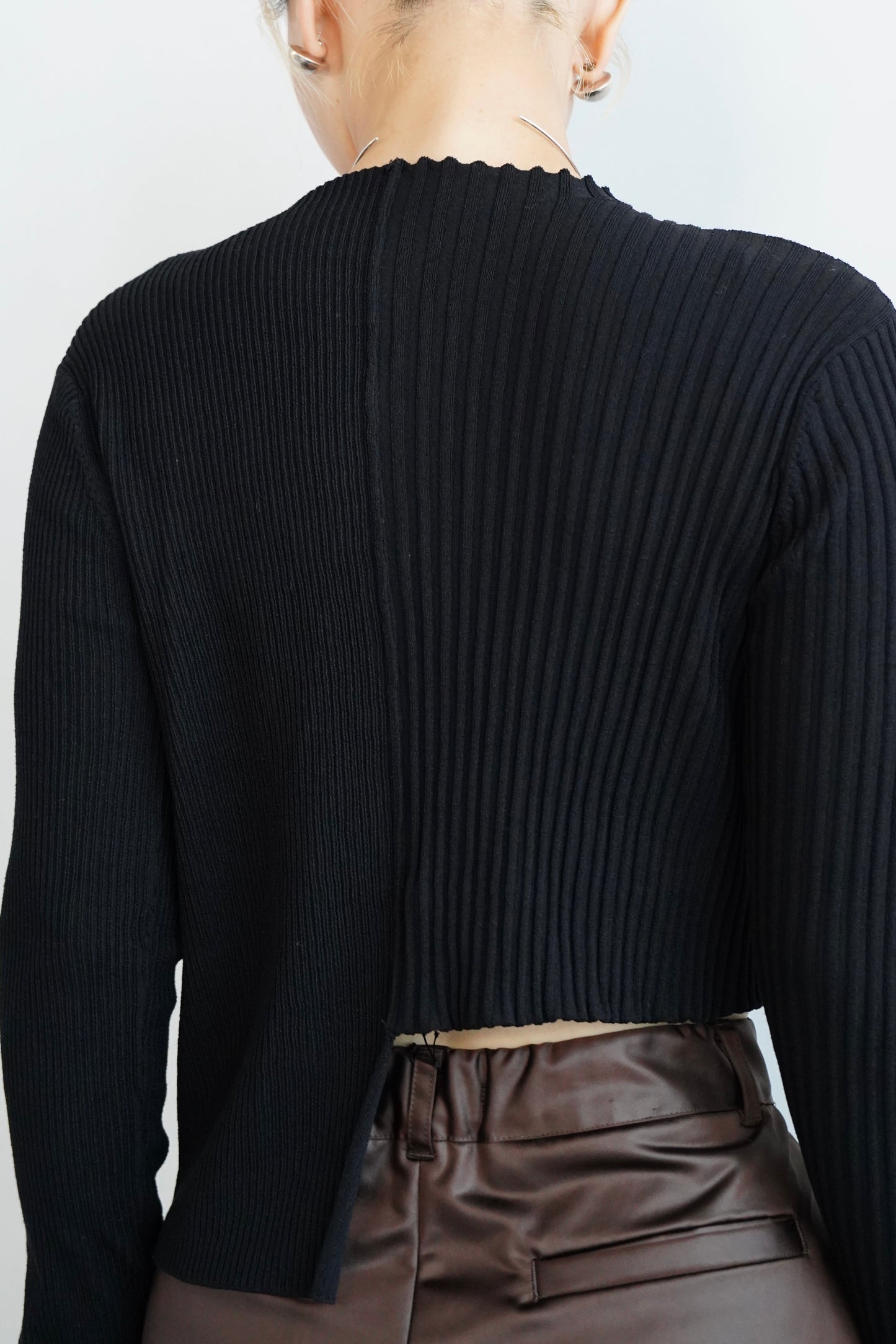 Two-Tone Knit Cardigan / BLACK -10月20-25日発送-
