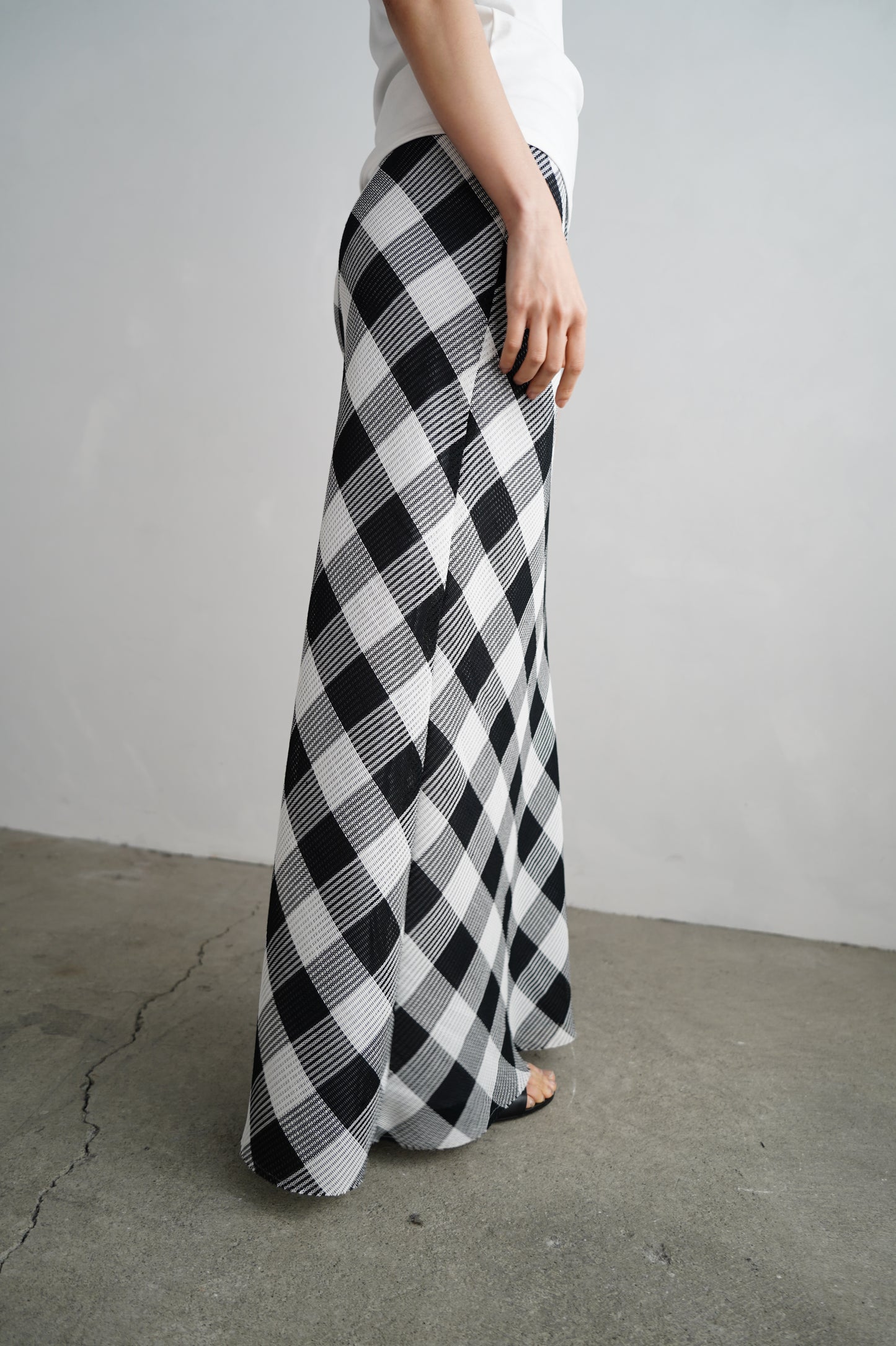 Mesh Plaid Skirt / BLACKWHITE