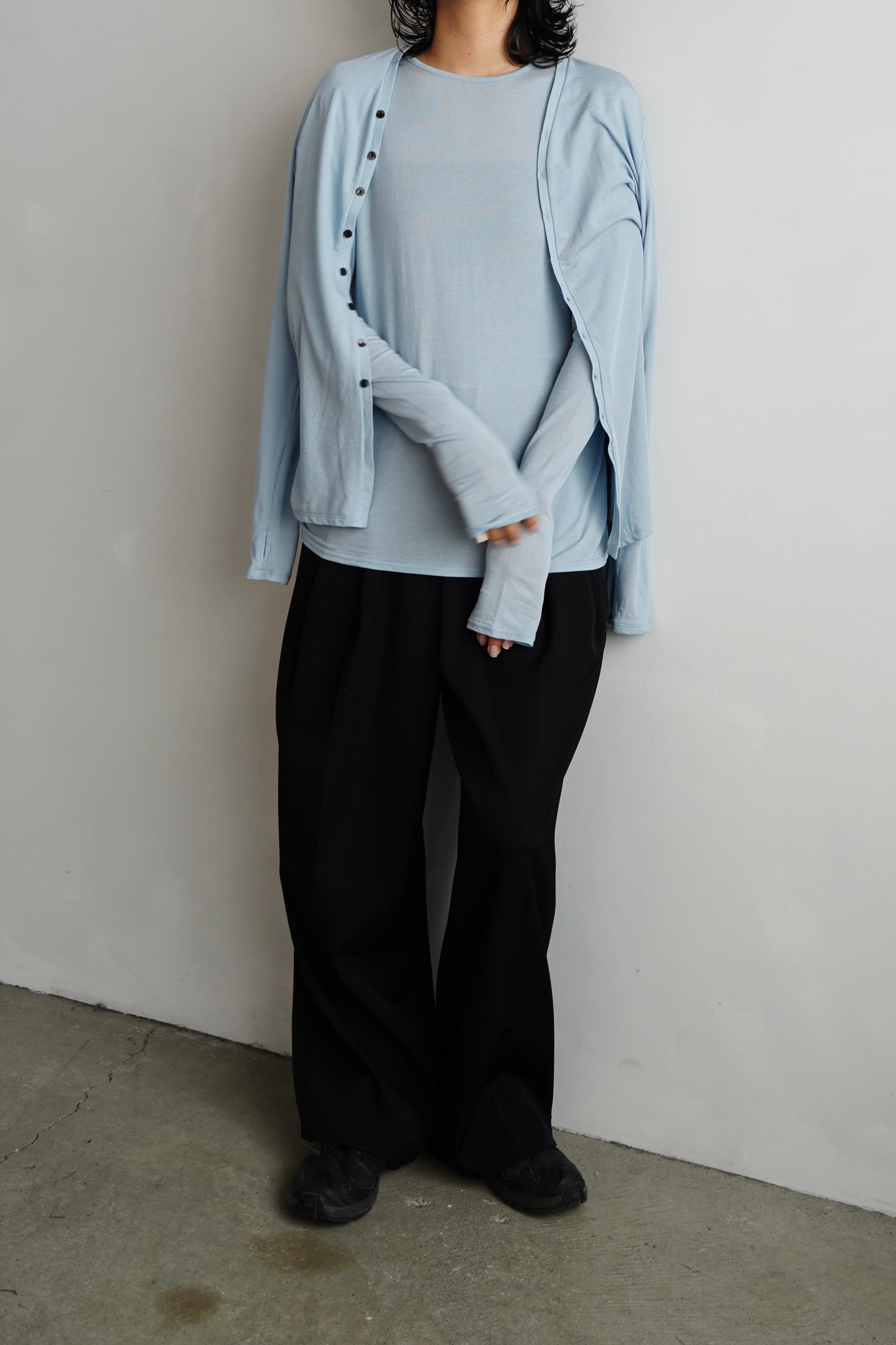Powdery Cardigan / L.BLUE