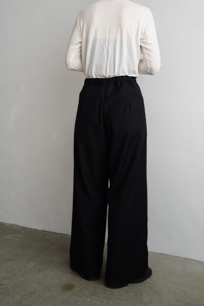 Tack Pants / BLACK -9月20−25日発送-