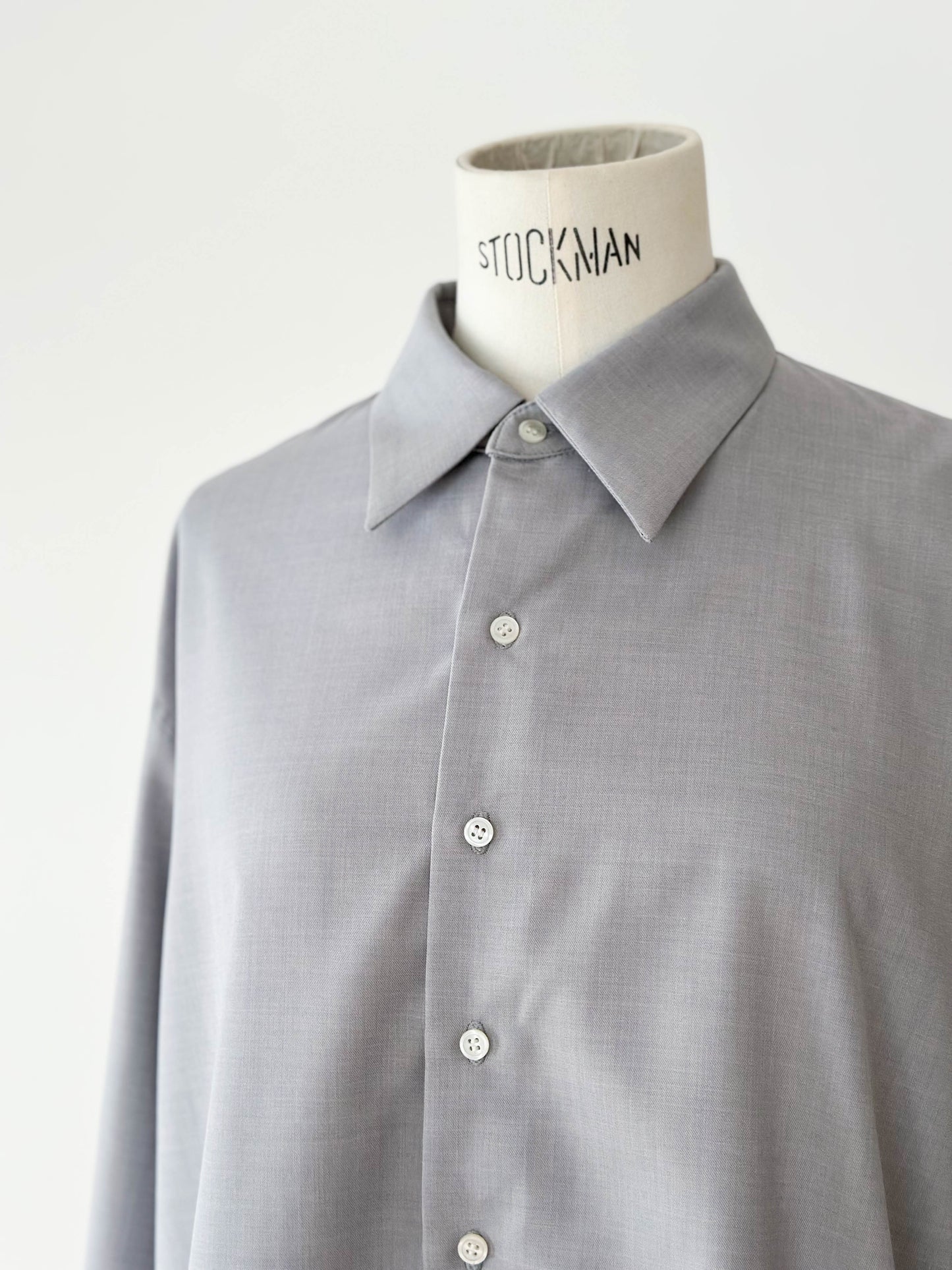 【ラスト1点】Essential Shirt / LIGHTGRAY