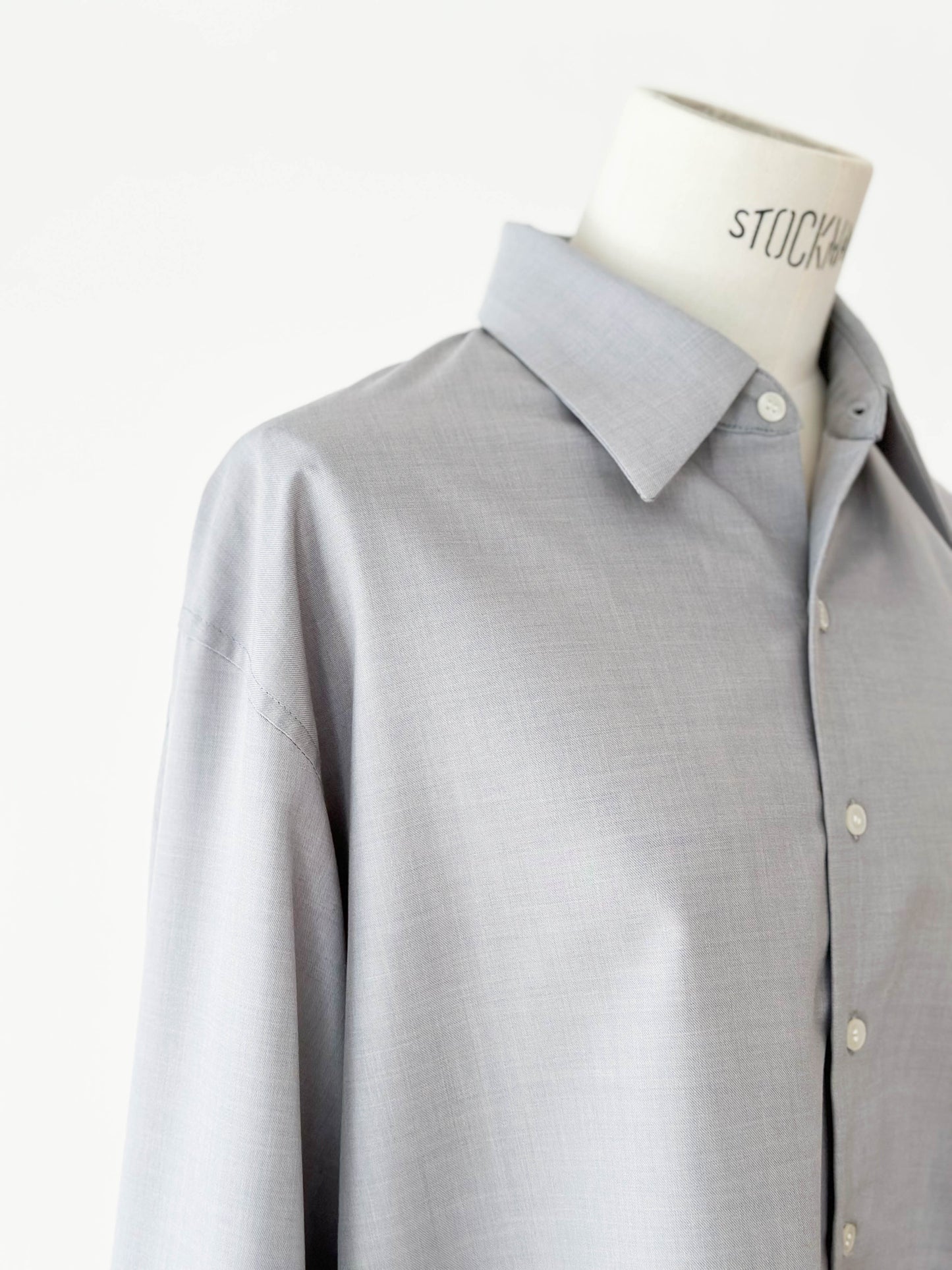 【ラスト1点】Essential Shirt / LIGHTGRAY